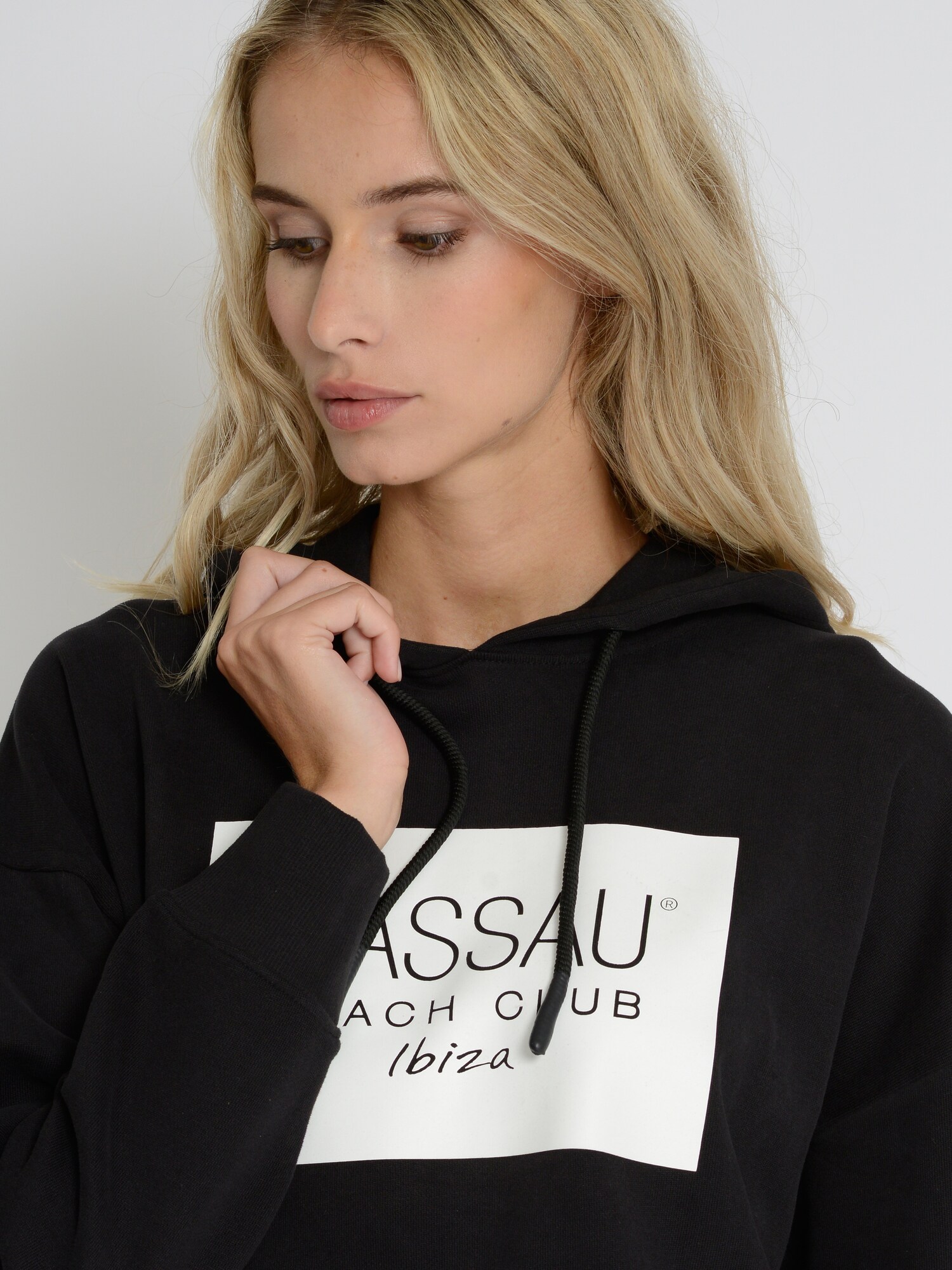 Thumbnail - NASSAU Beach Club Sweatshirt