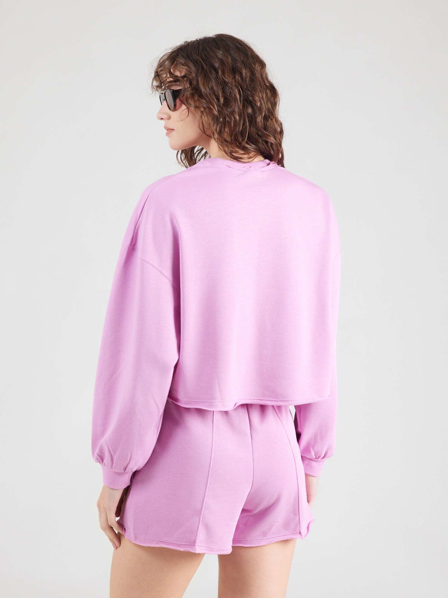 Nike Sportswear Sudadera 'CHILL' rosa – imagen 3
