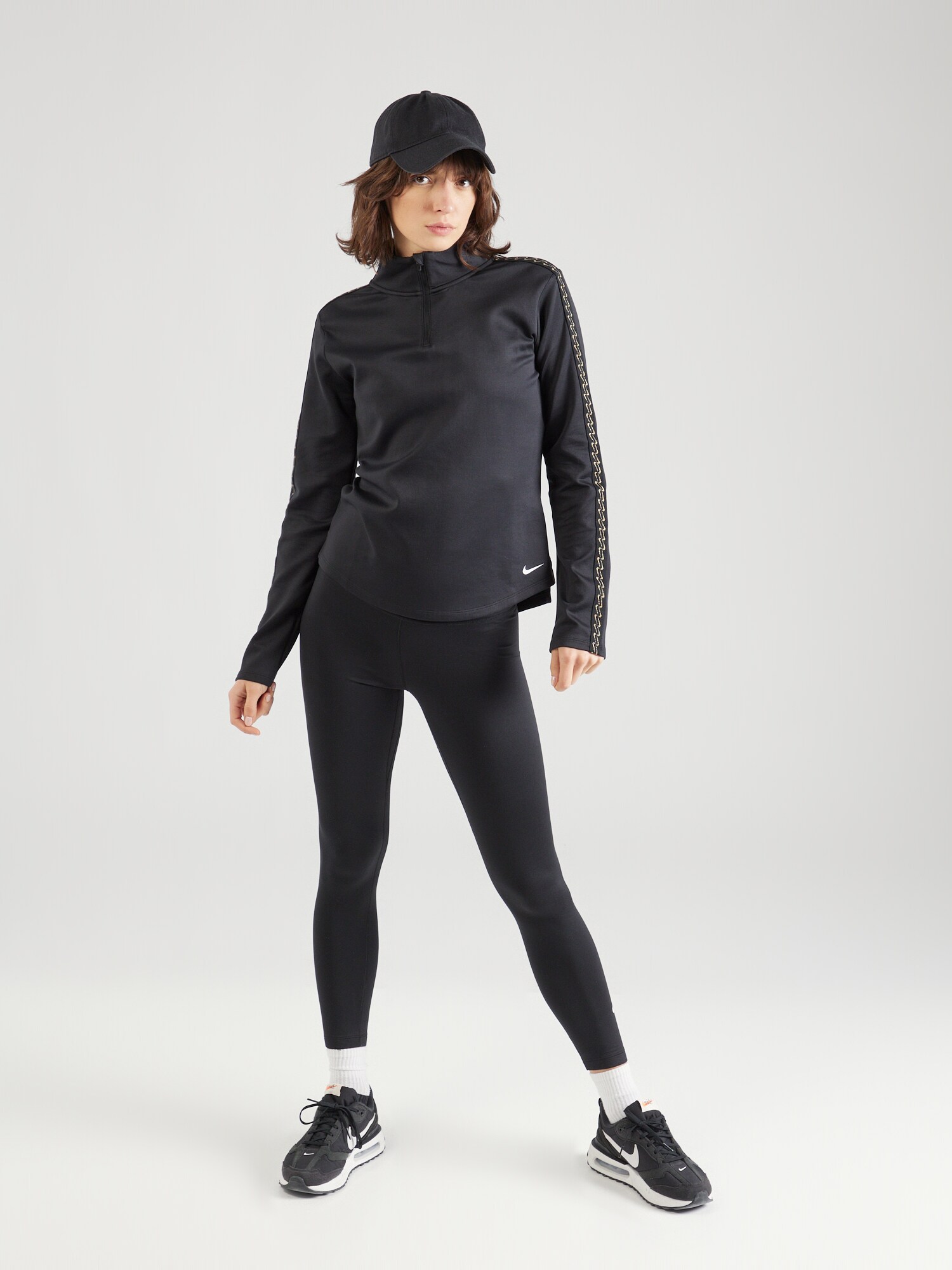 Thumbnail - Sportshirt 'ONE'