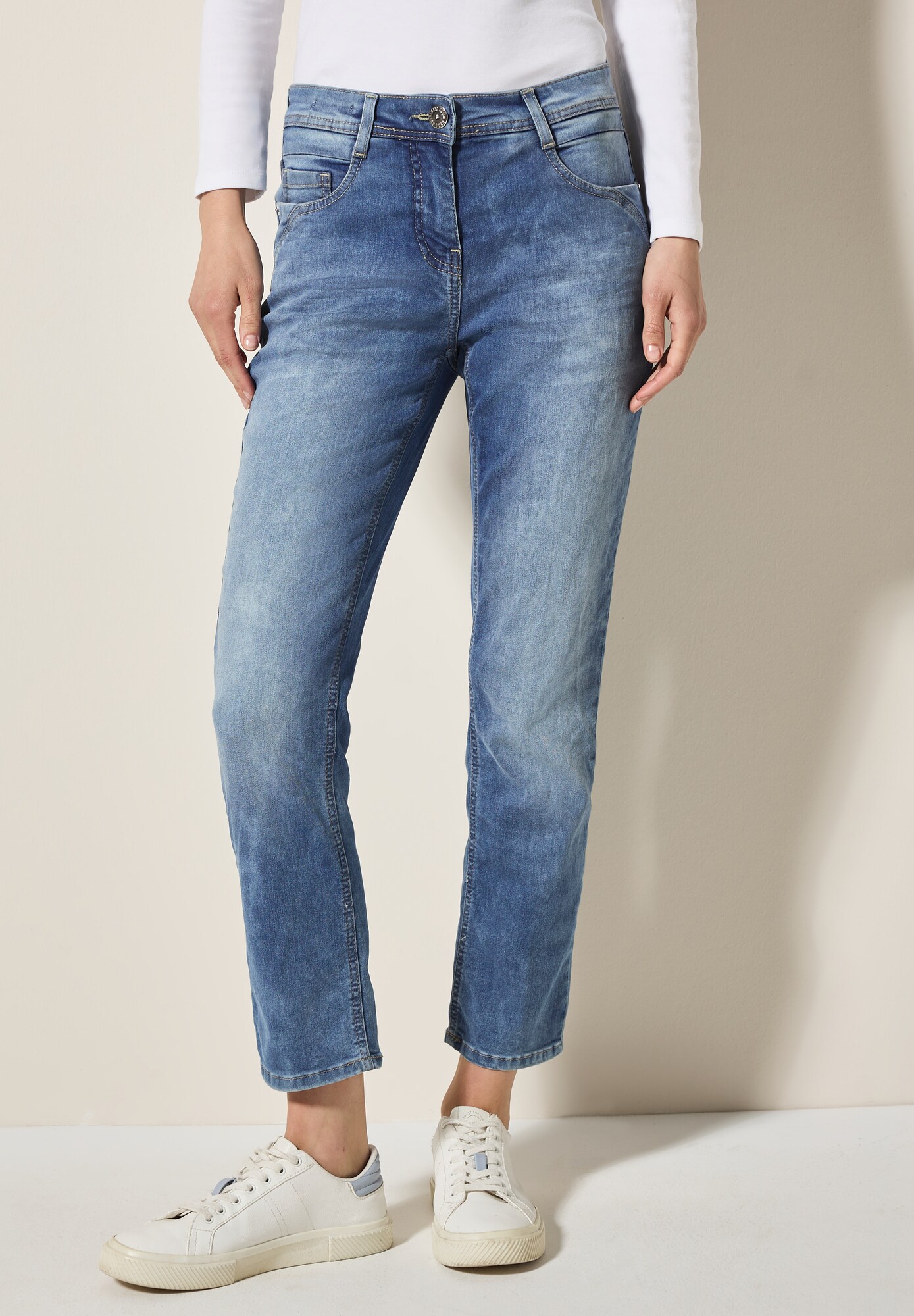 Thumbnail - Jeans
