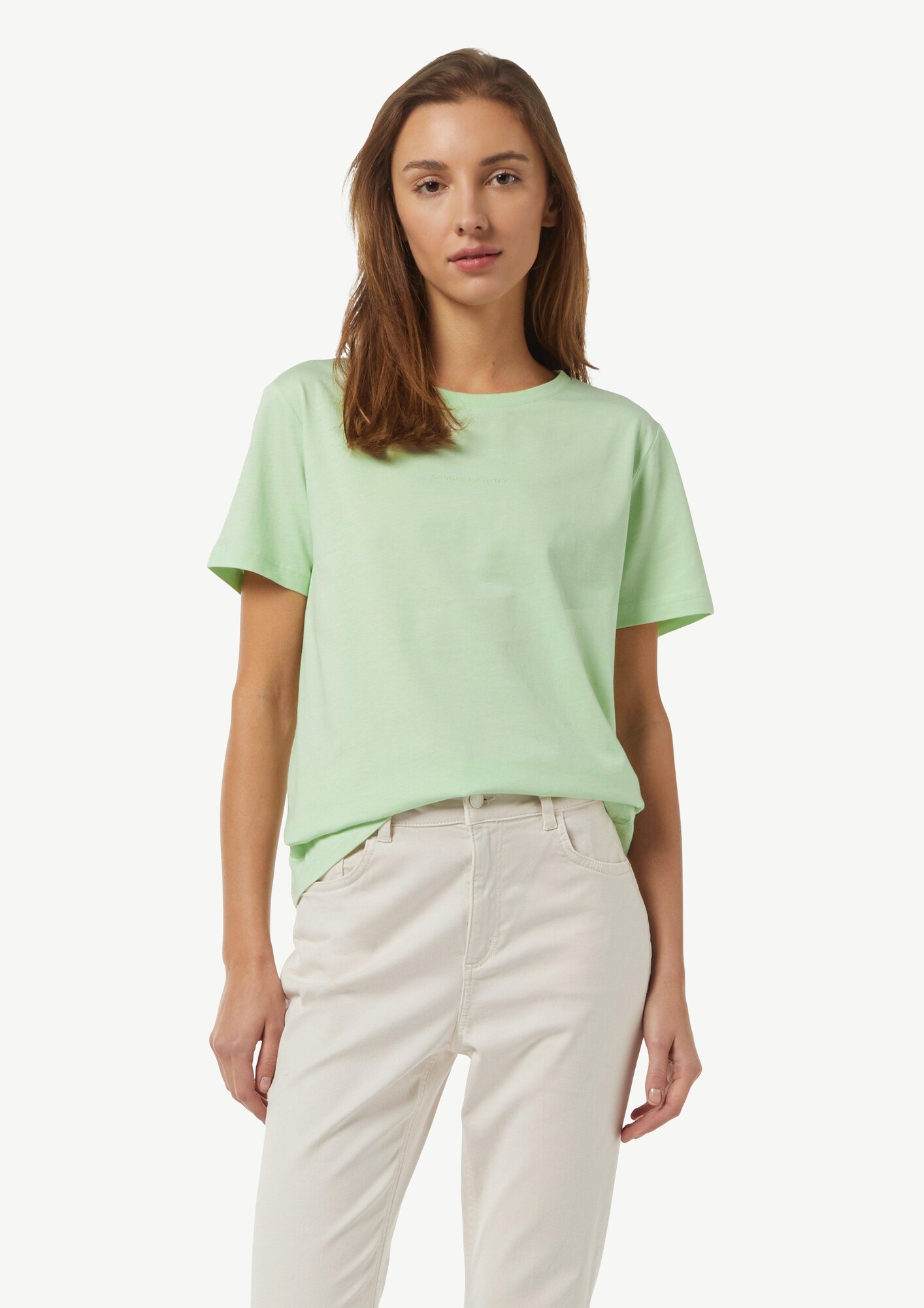 Thumbnail - comma casual identity T-Shirt