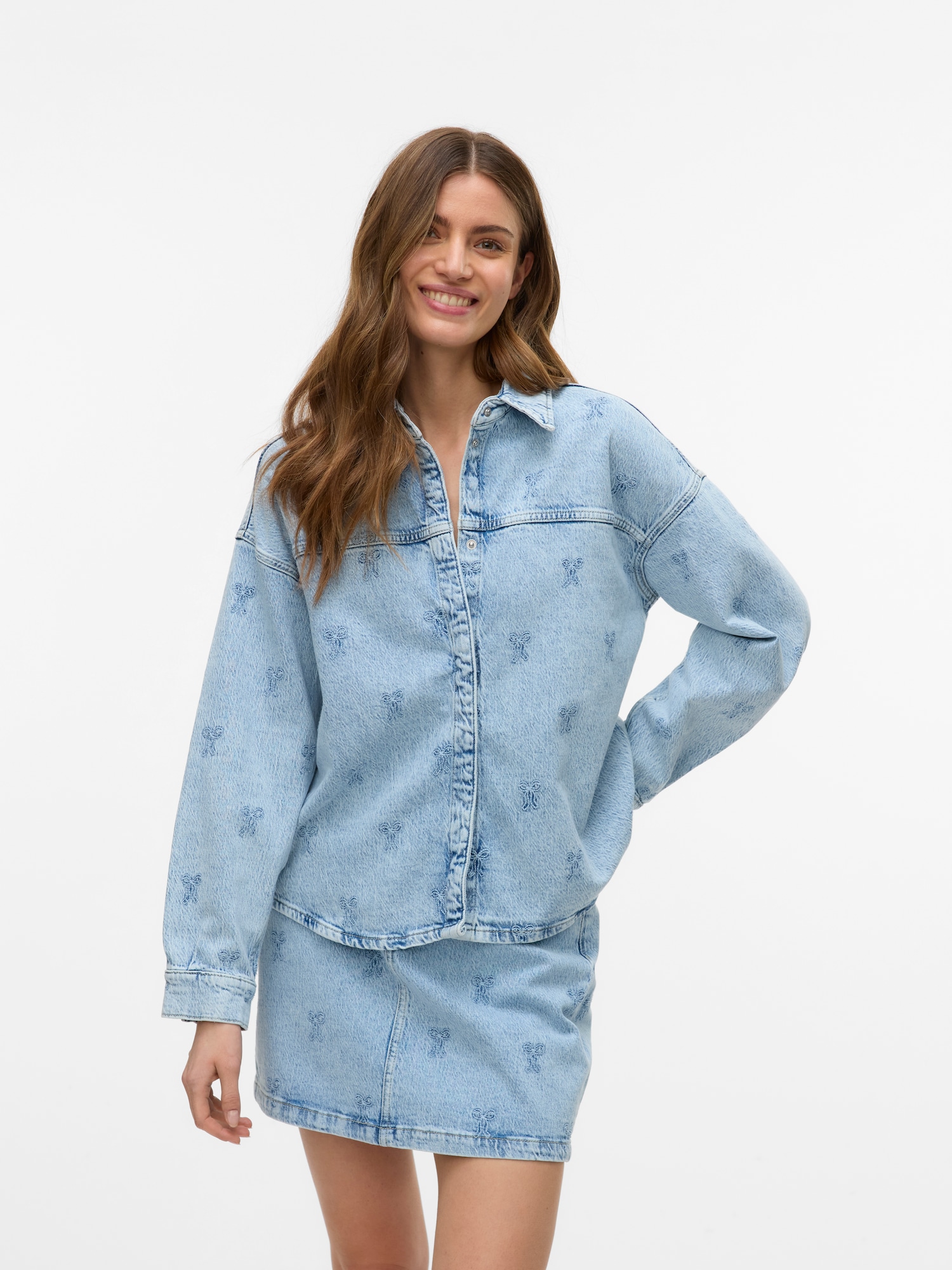 VERO MODA Átmeneti dzseki 'VMHAYDEN'  kék farmer termék 2. képe