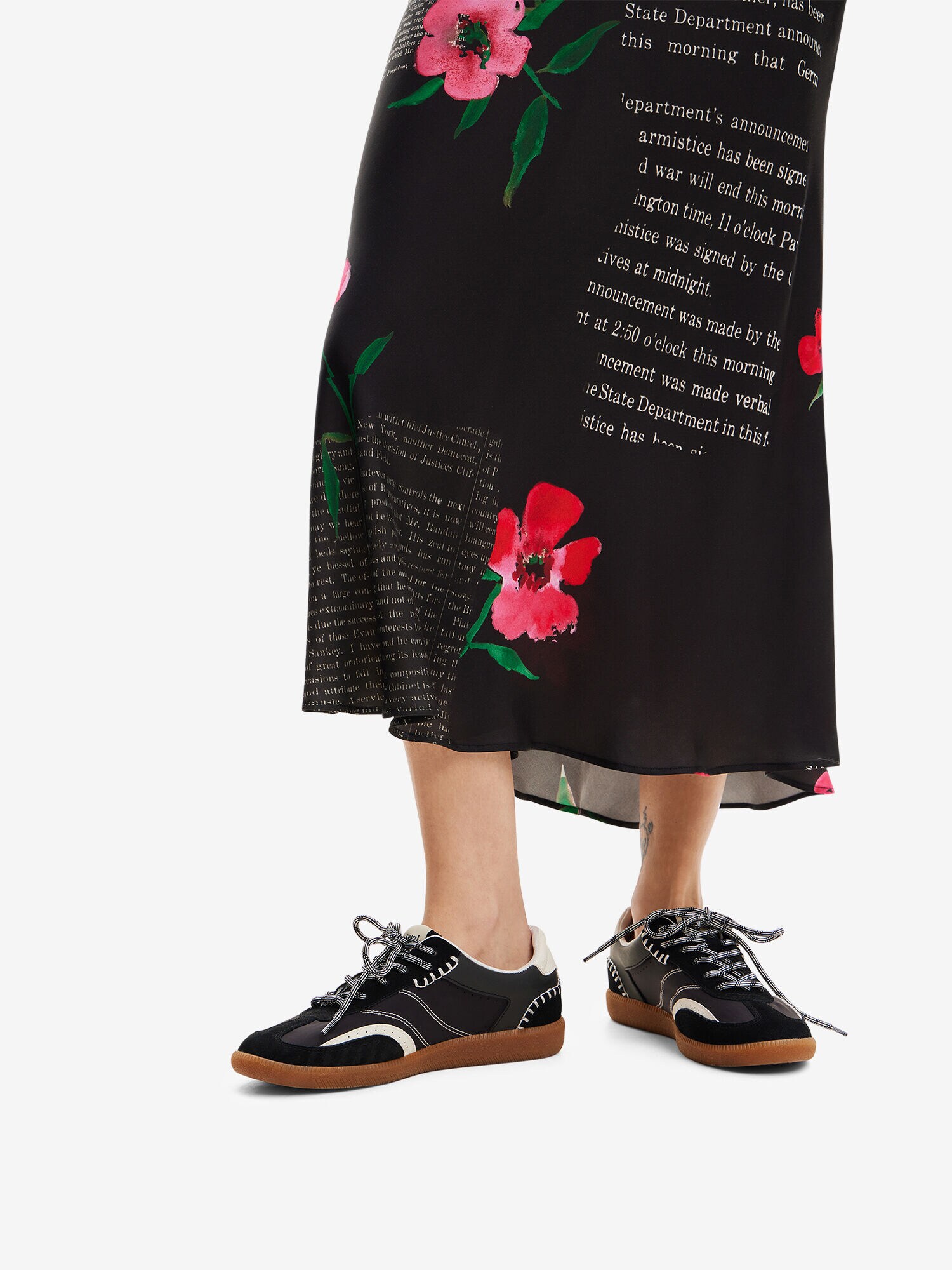 Desigual Rövid szárú sportcipők  fekete / fehér termék 2. képe