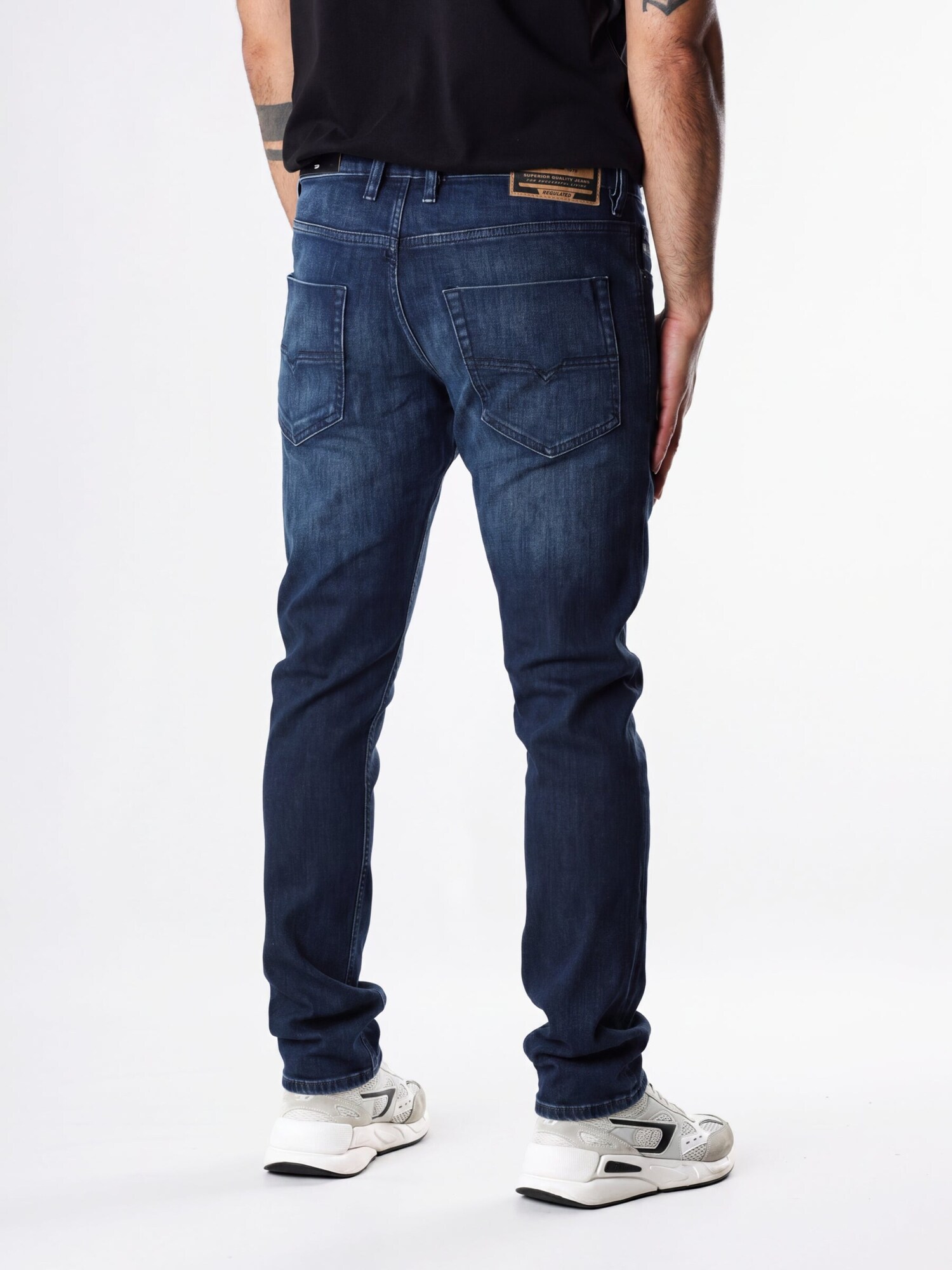 DIESEL Vaquero 'TEPPHAR-X' azul noche – imagen 3