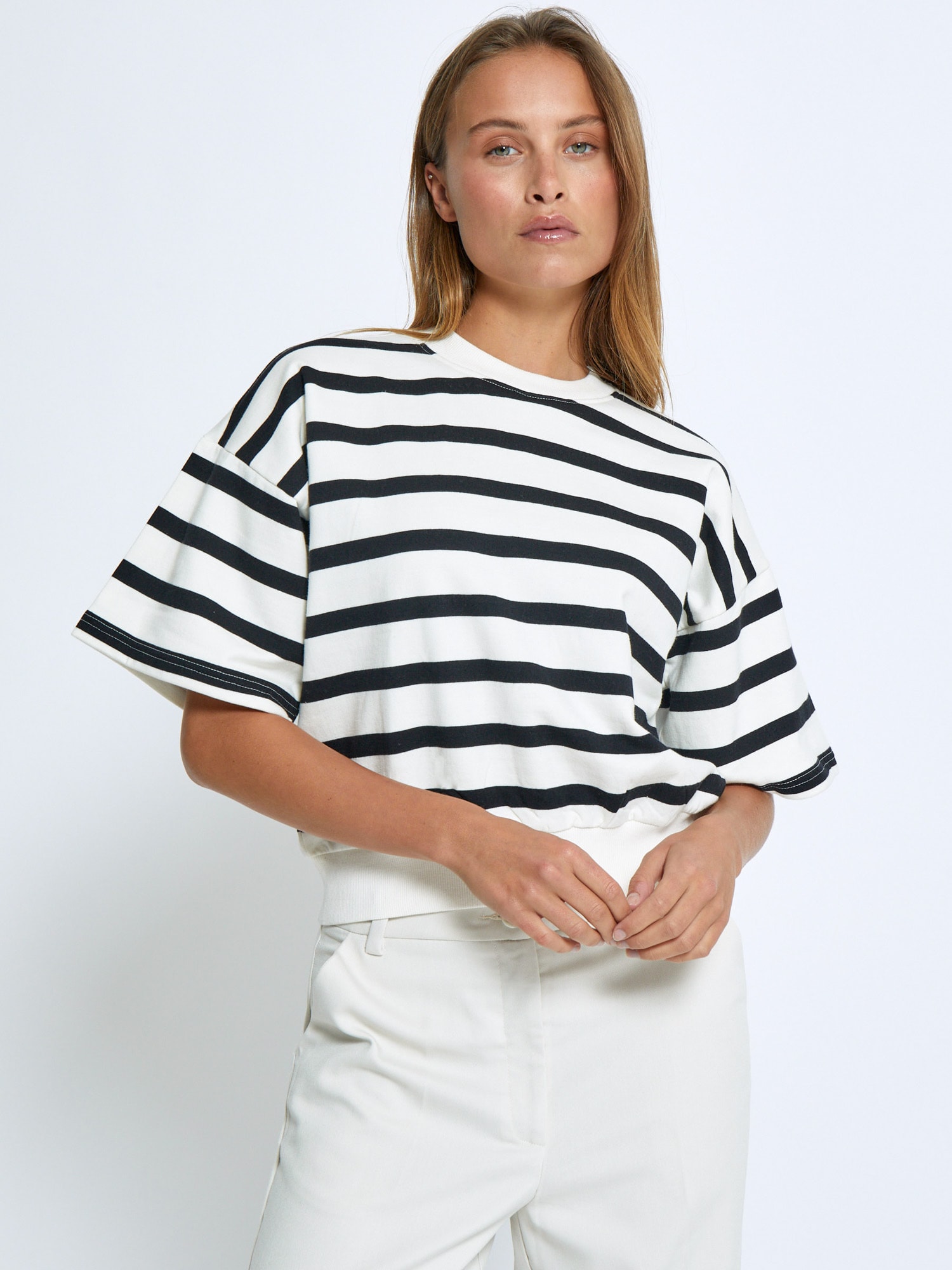 minus Bluză de molton Estella  negru / alb