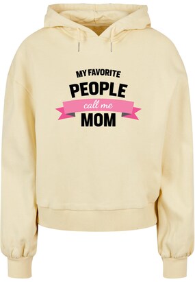 Merchcode Sweatshirt ‘Mothers Day – My Favorite People Call Me Mom’ Geel / Pink / Zwart