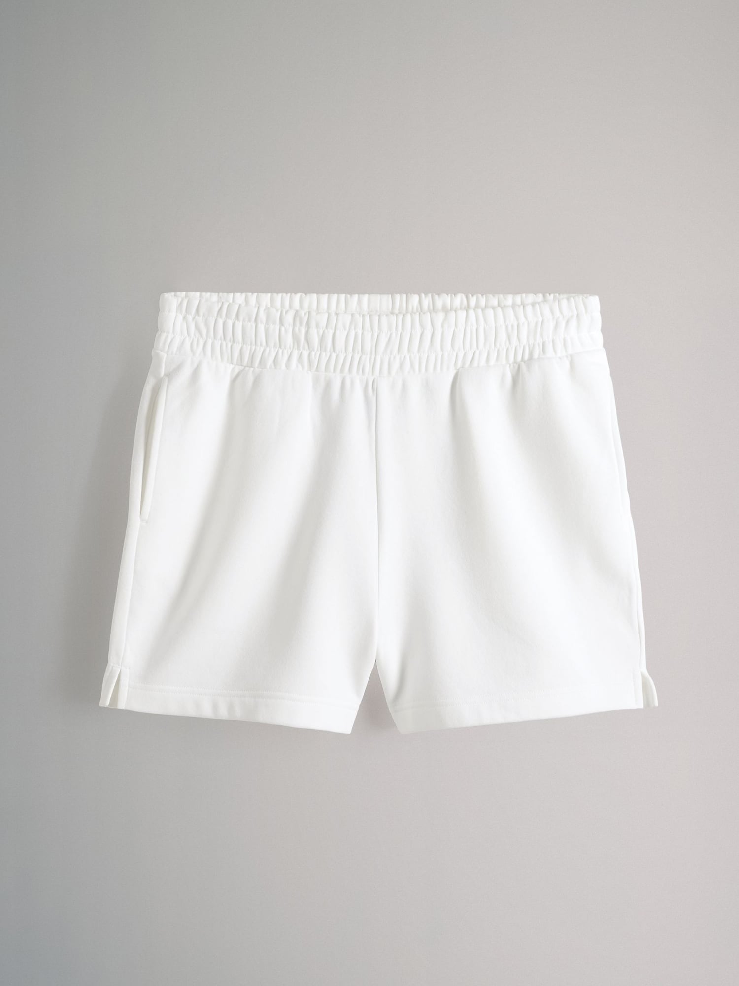 Thumbnail - The Set Hose