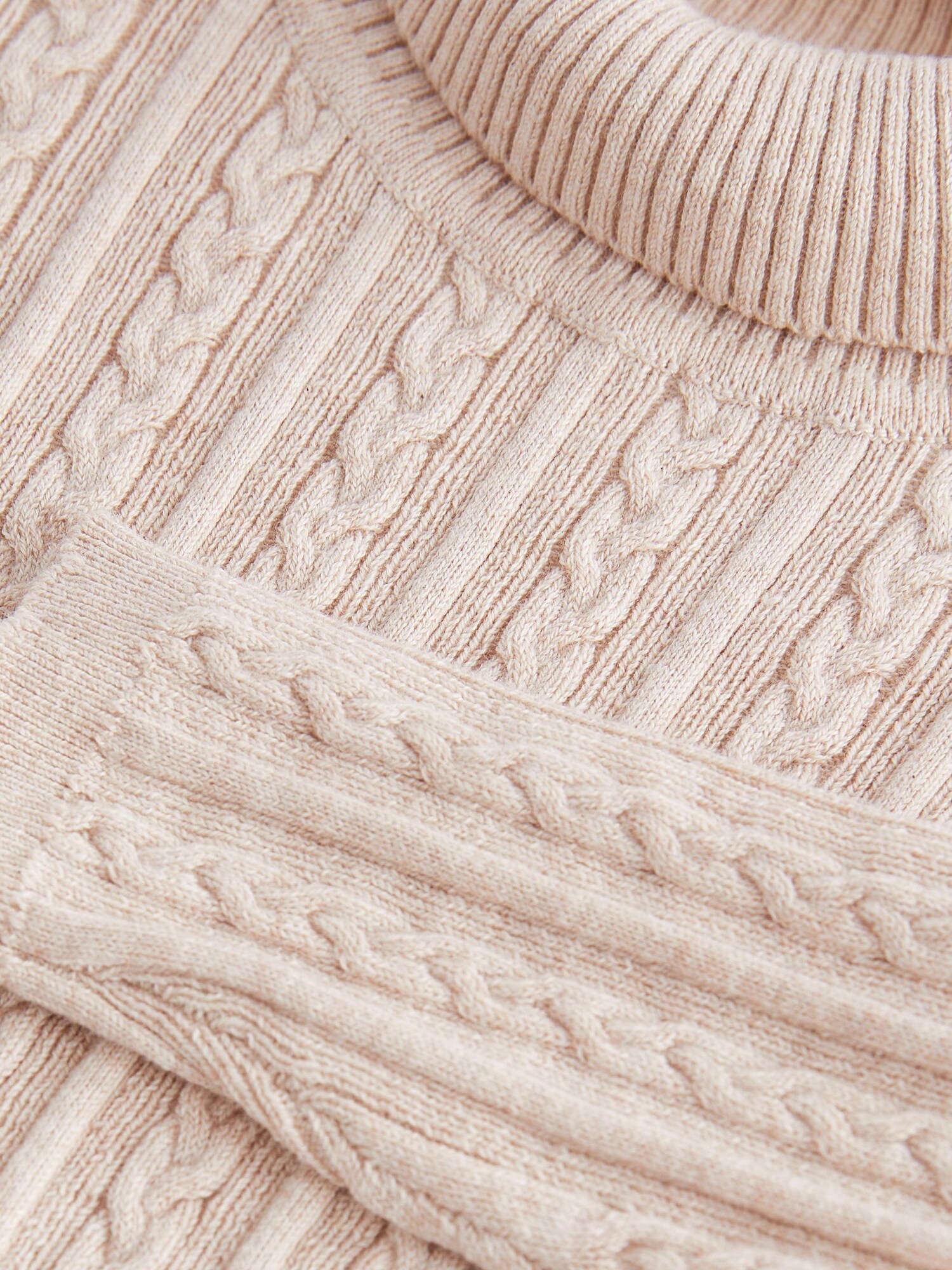 Thumbnail - Pullover