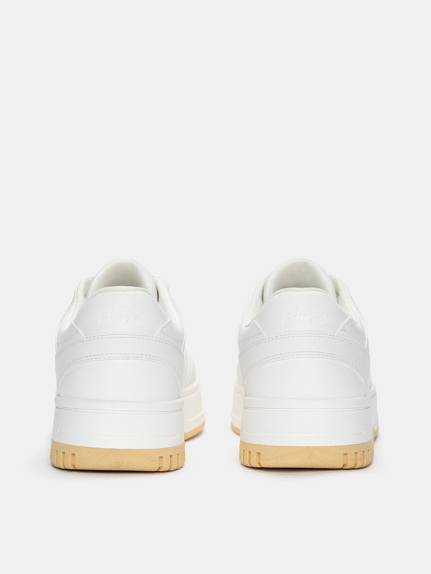 Thumbnail - Sneaker