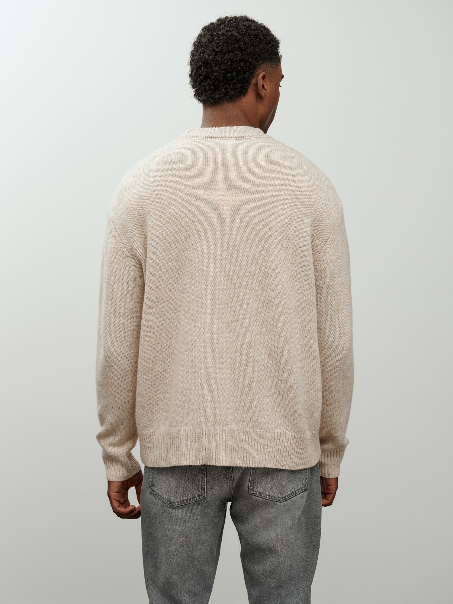 DAN FOX APPAREL Sveter 'Essential' béžová melírovaná (obrázok 3)