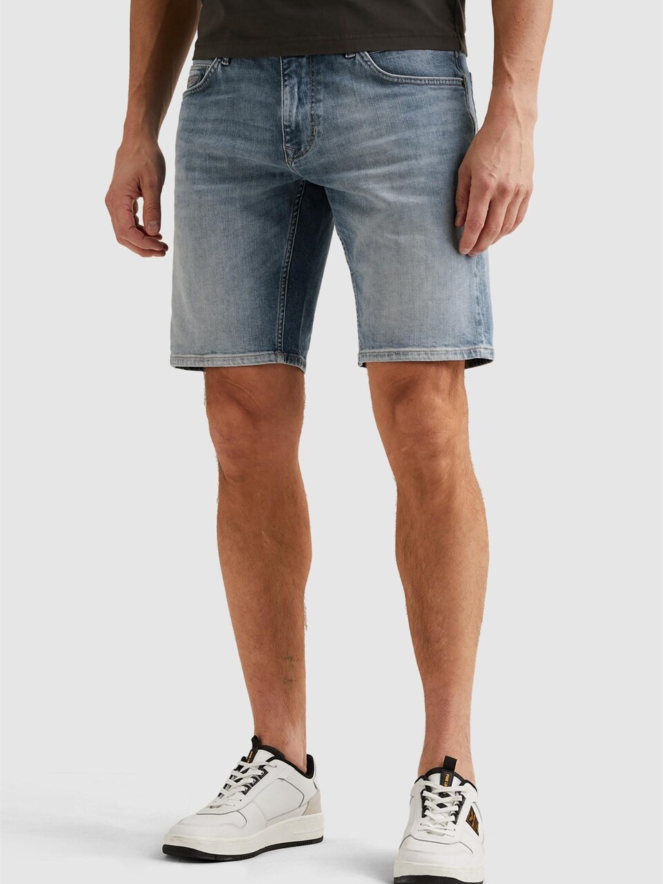 Jeans 'Wingload relaxed fit shorts'