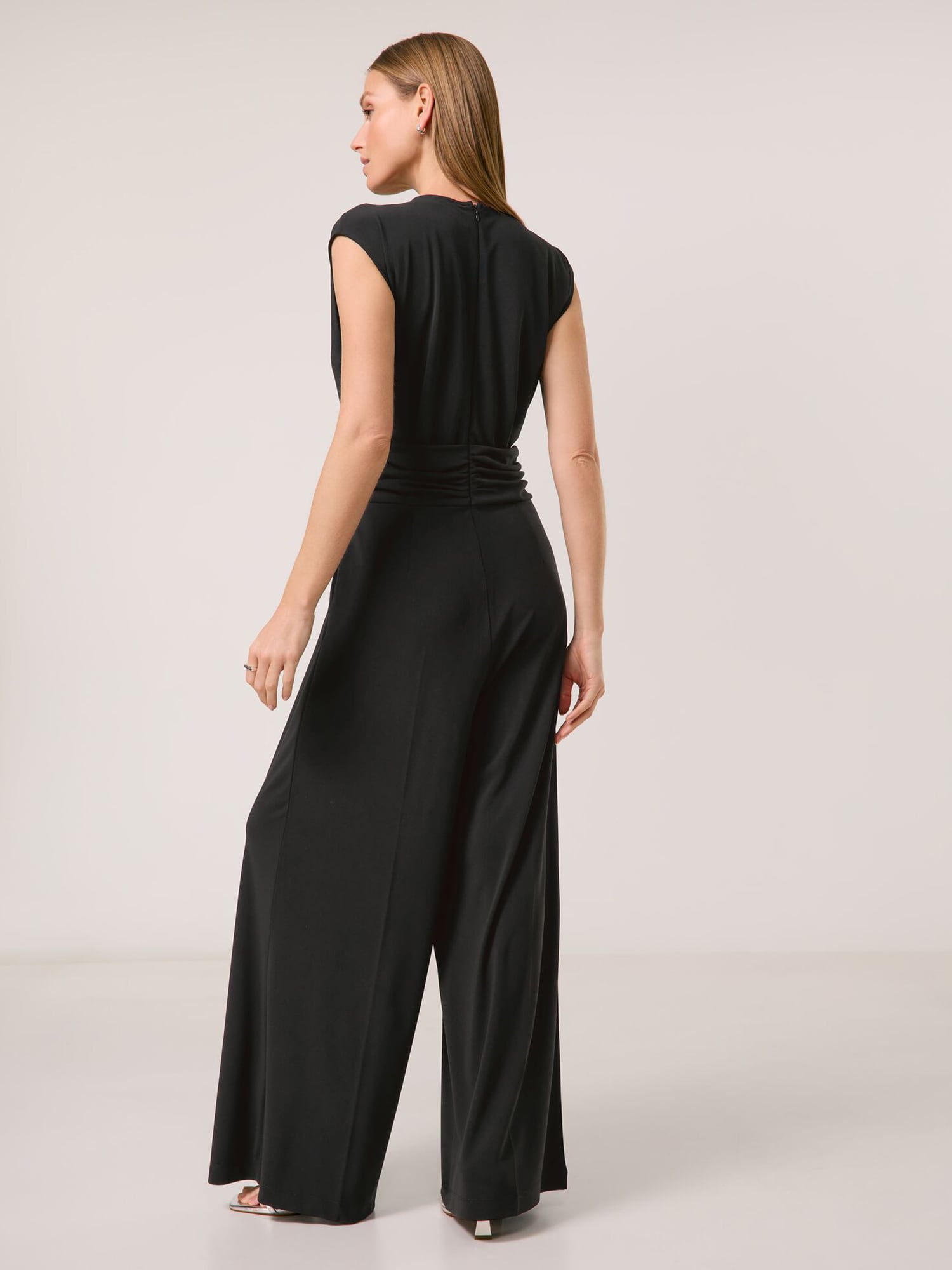 Thumbnail - Jumpsuit