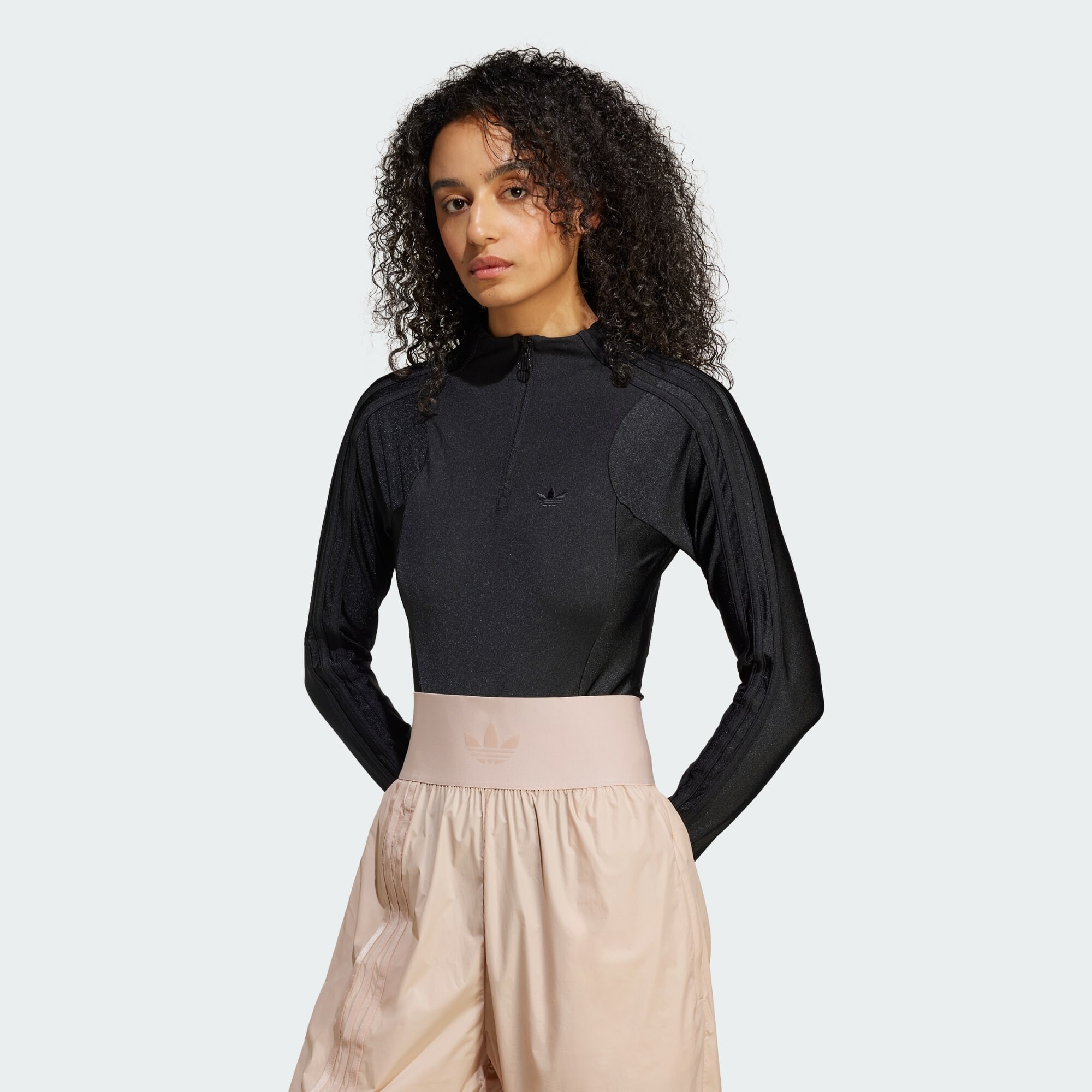 ADIDAS ORIGINALS Rövid body 'Supernova'  fekete termék 2. képe