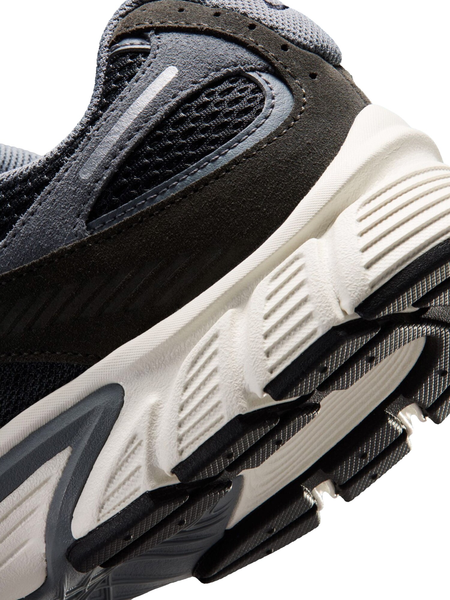 NIKE Calzado deportivo 'V5 RNR Suede 2'  antracita – imagen 3