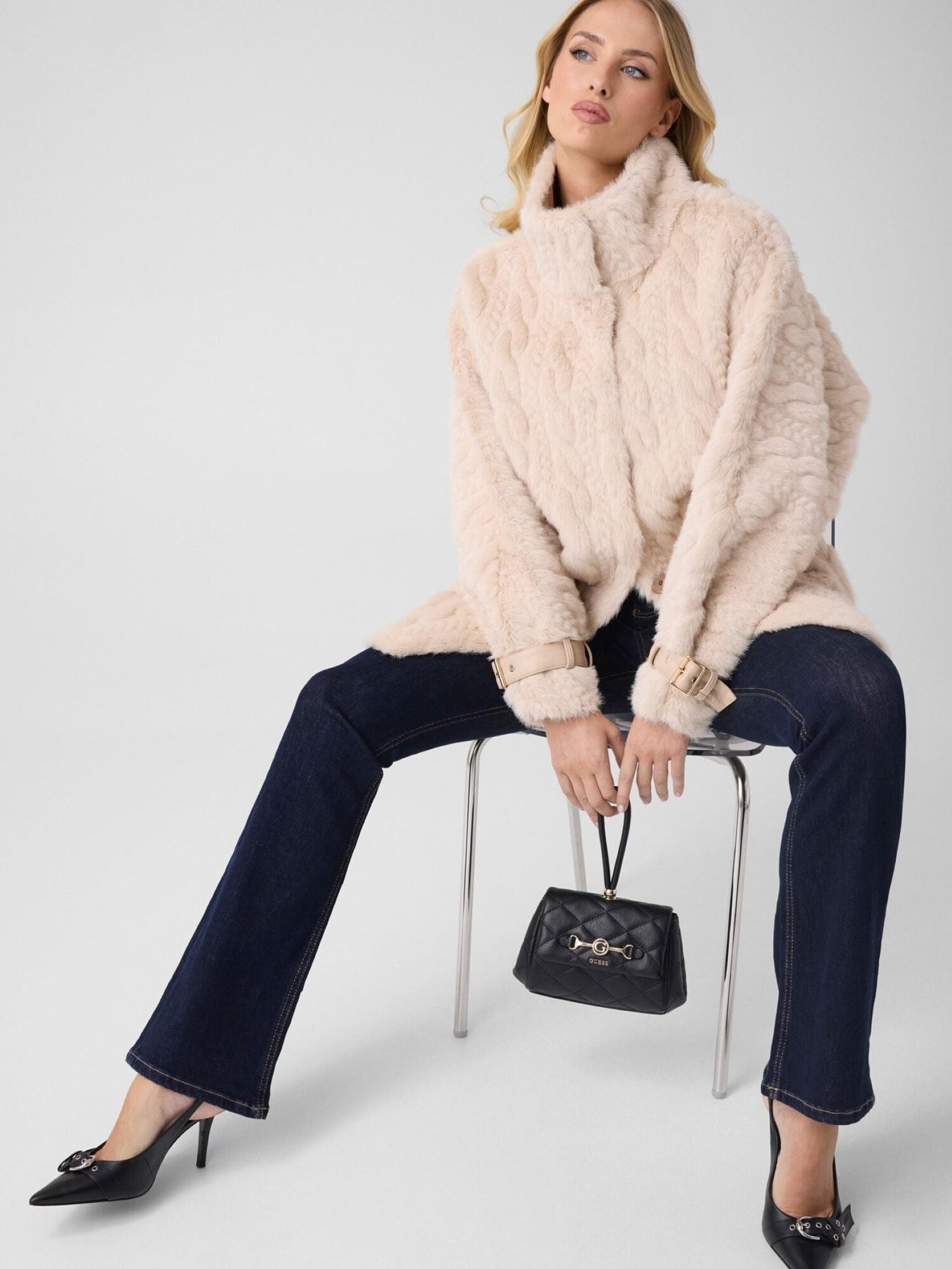 GUESS Abrigo de invierno 'W6BL79W4738' beige – imagen 2