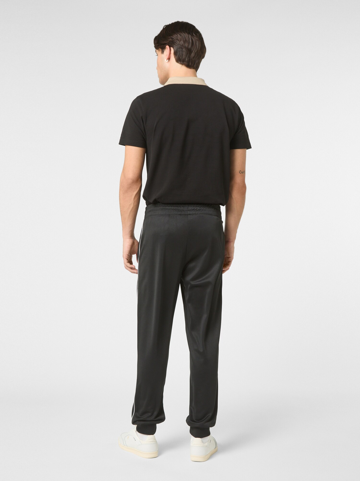 FILA Pantalón 'SAGANO regular track pants' negro – imagen 2