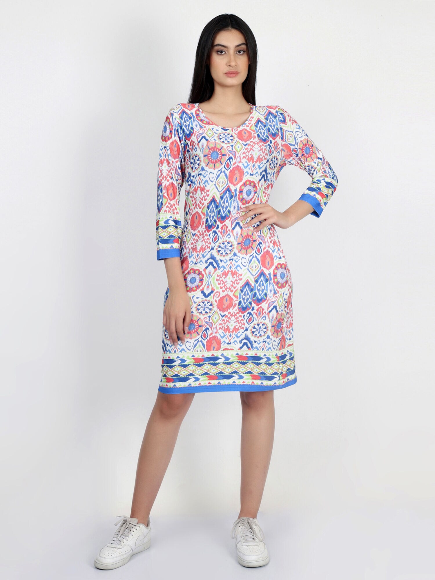 Thumbnail - Jerseykleid, Model trägt Größe 36