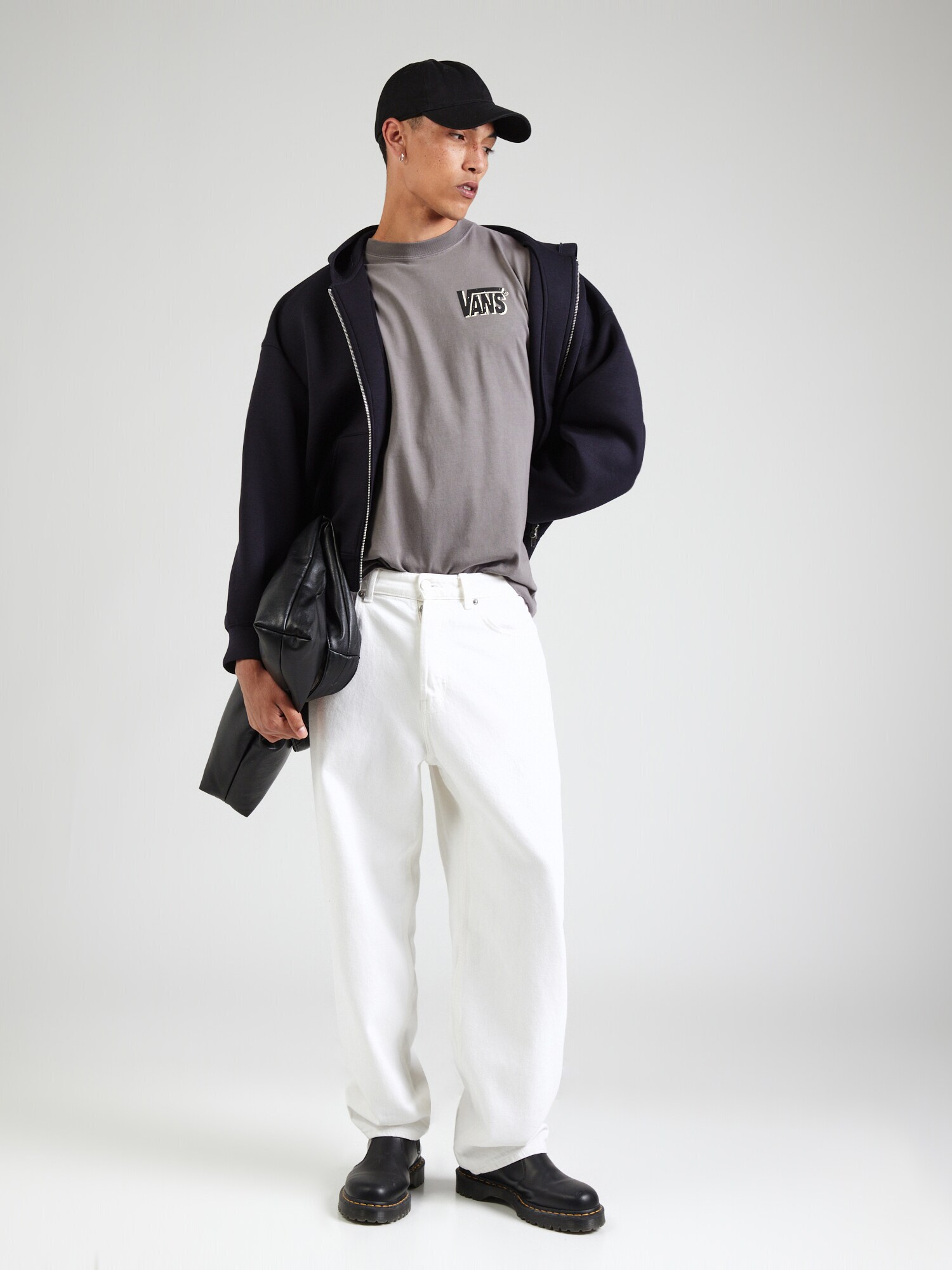 Thumbnail - T-Shirt