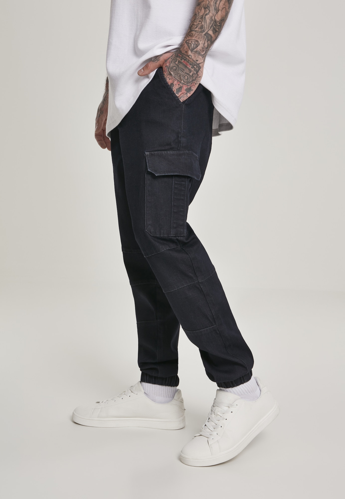 Urban Classics Cargo farmer  fekete farmer termék 2. képe