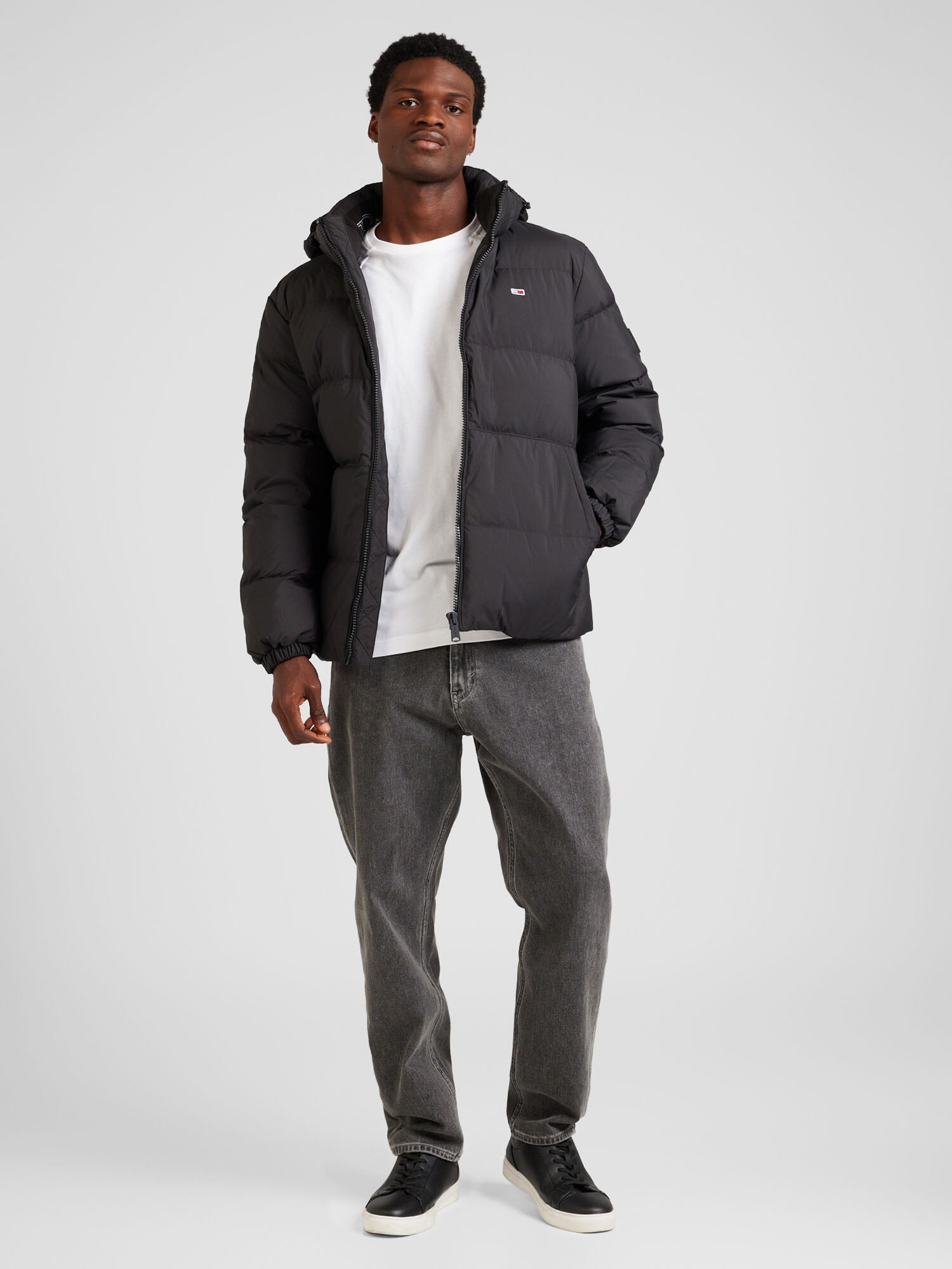 THE NORTH FACE Póló  világoskék / curry / fekete / fehér termék 2. képe