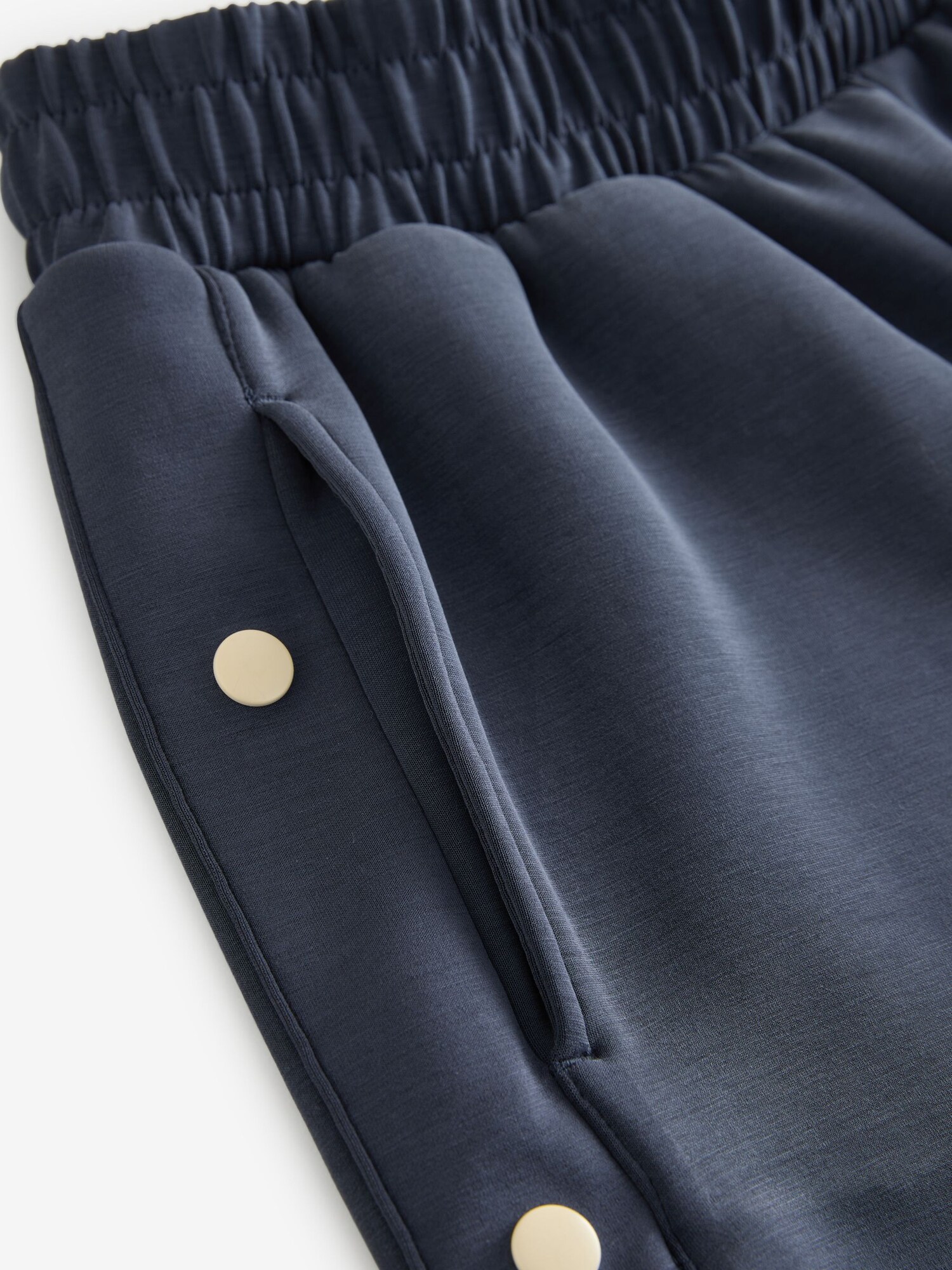 Thumbnail - Next Hose