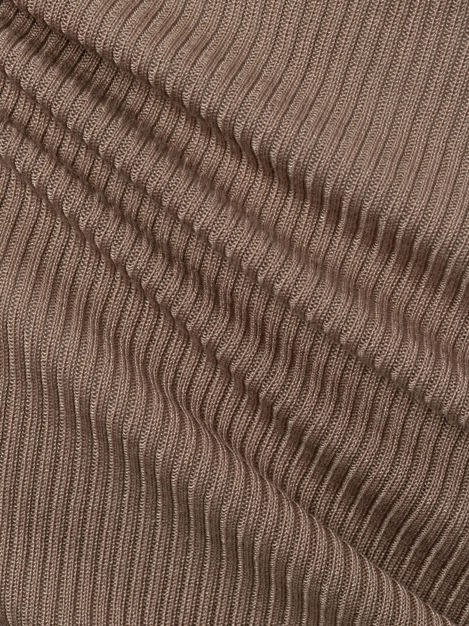 Thumbnail - Ipuri Pullover