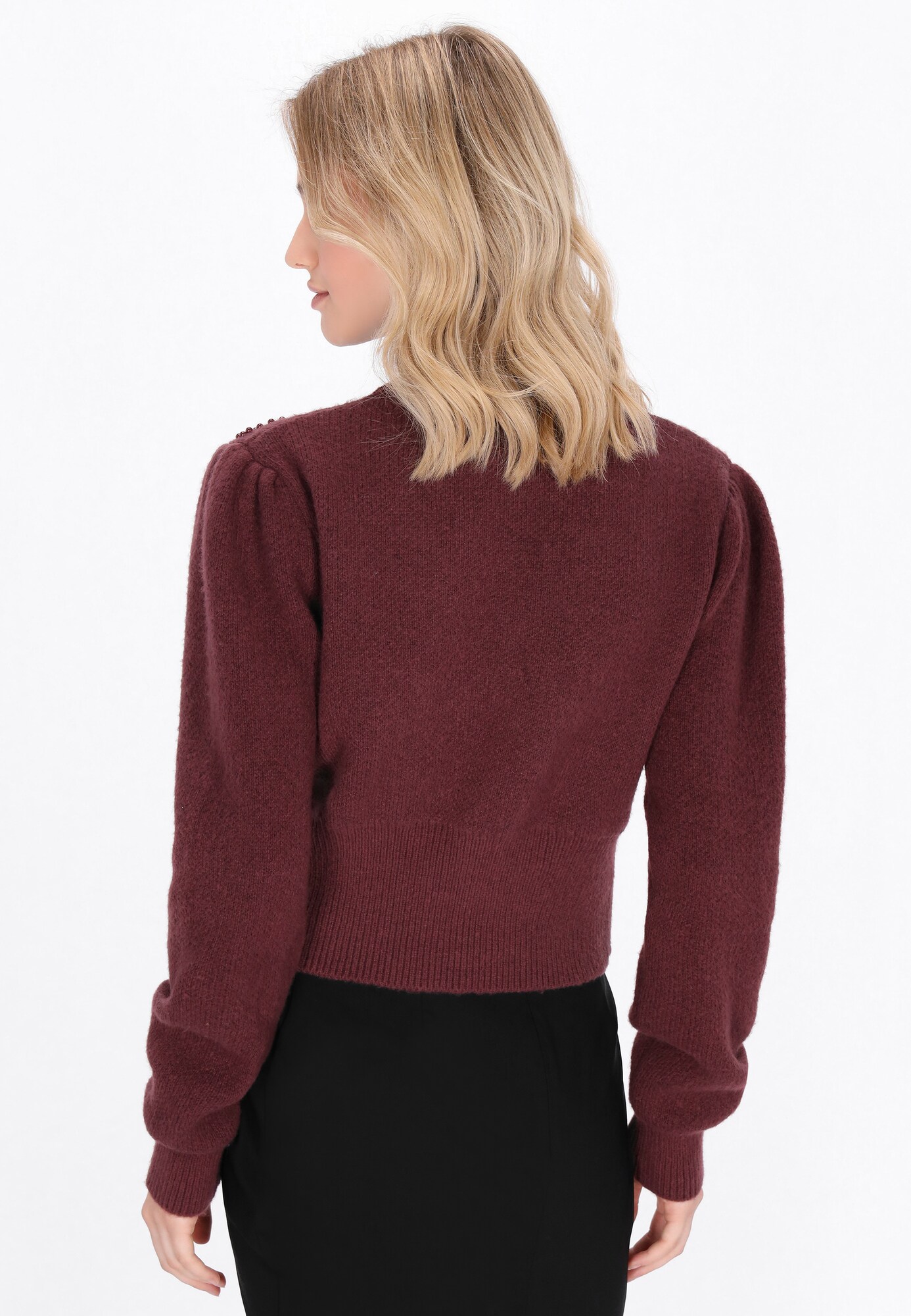 Thumbnail - MYMO Pullover