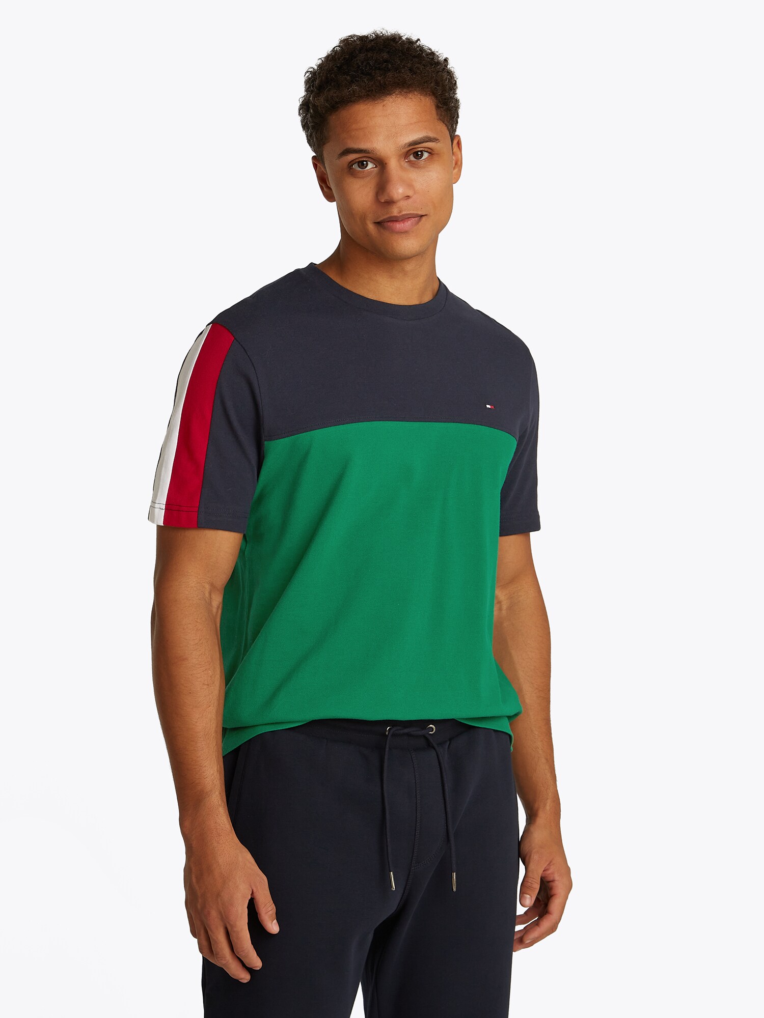 TOMMY HILFIGER Póló  tengerészkék / zöld / piros / fehér termék 2. képe