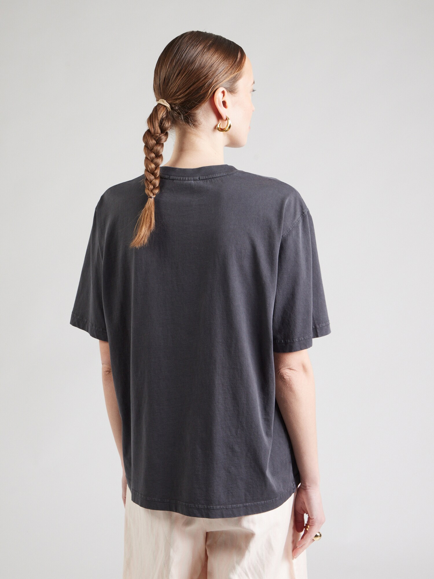 Thumbnail - T-Shirt