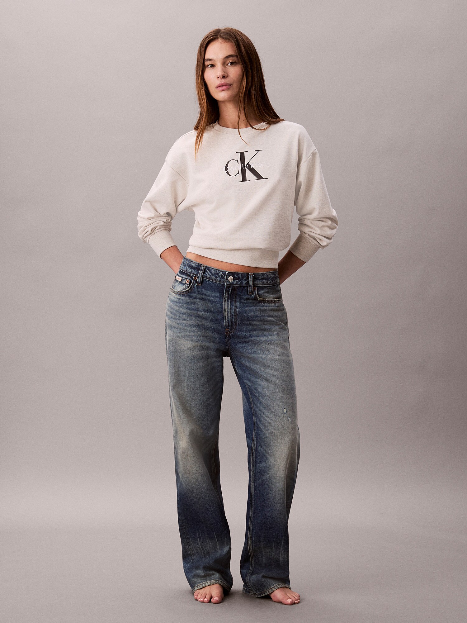 Calvin Klein Jeans Mikina sivá melírovaná / čierna / biela (obrázok 5)