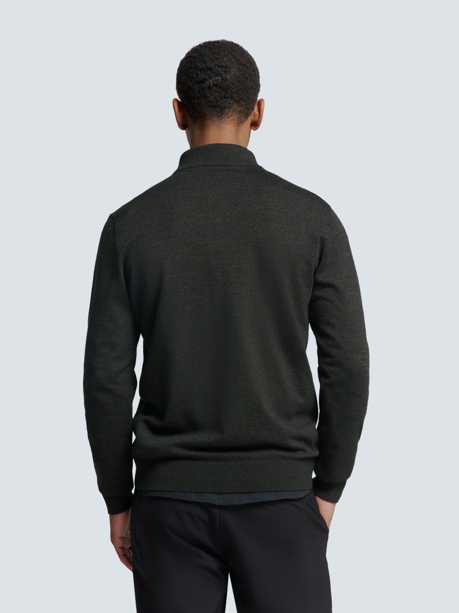 Thumbnail - Pullover