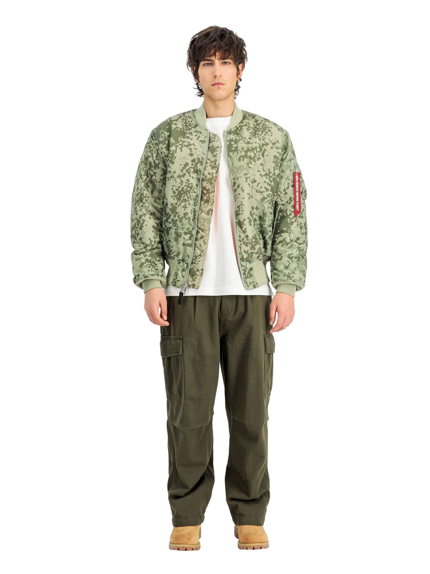 ALPHA INDUSTRIES Chaqueta de entretiempo 'MA-1 Heritage' caqui / oliva / verde claro – imagen 3