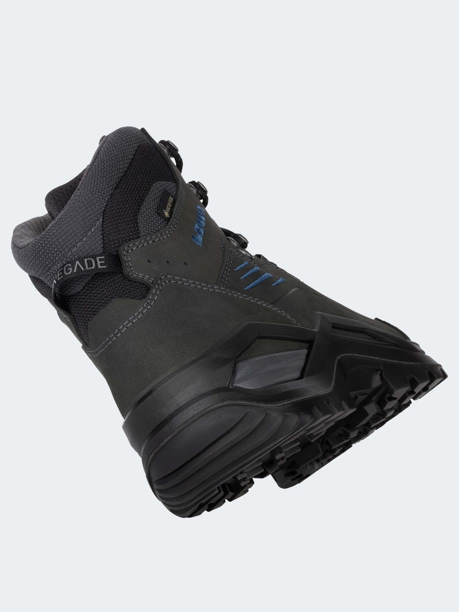 Thumbnail - Boots 'Renegade'
