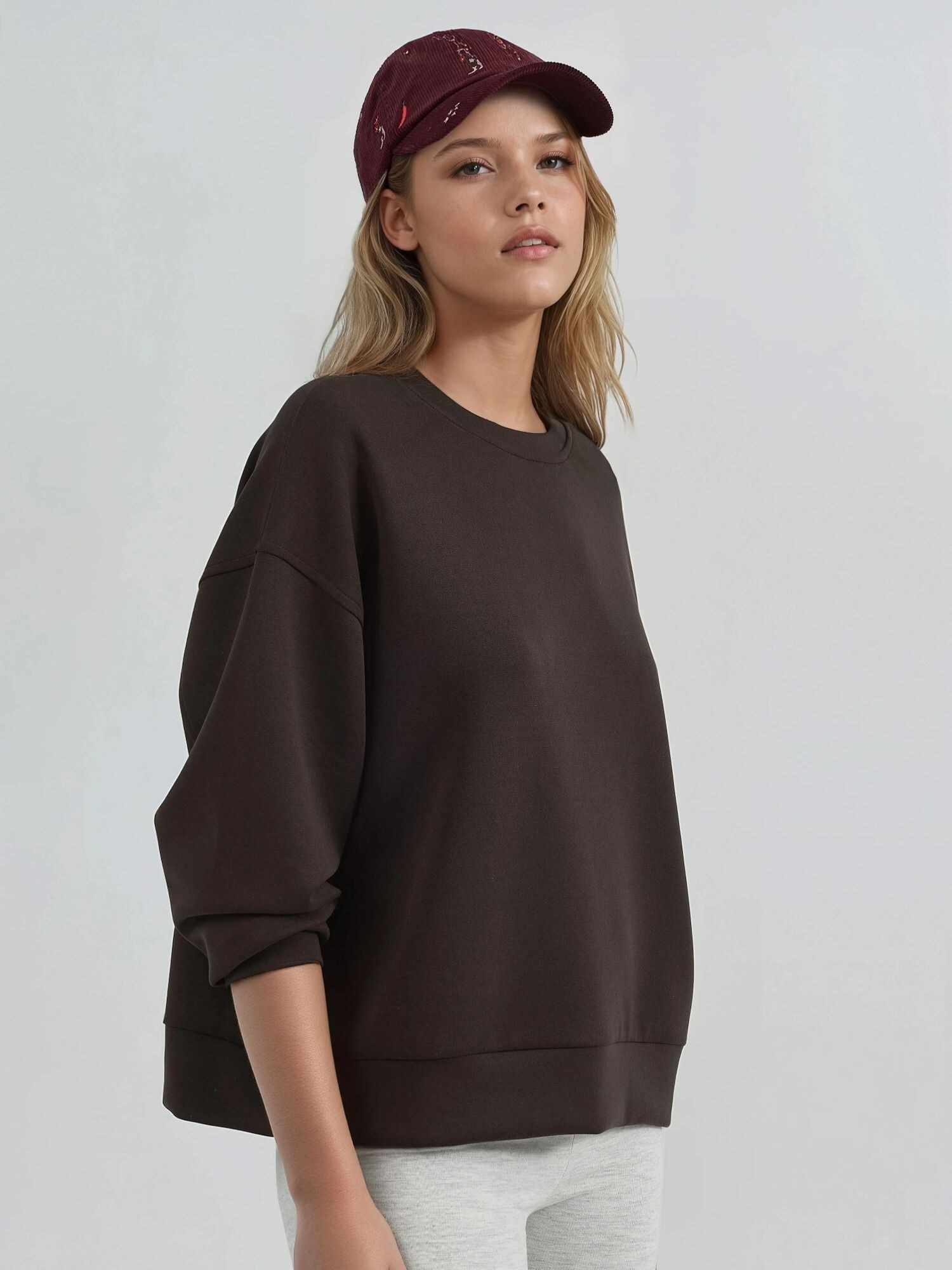 Busem Sweater majica smeđa