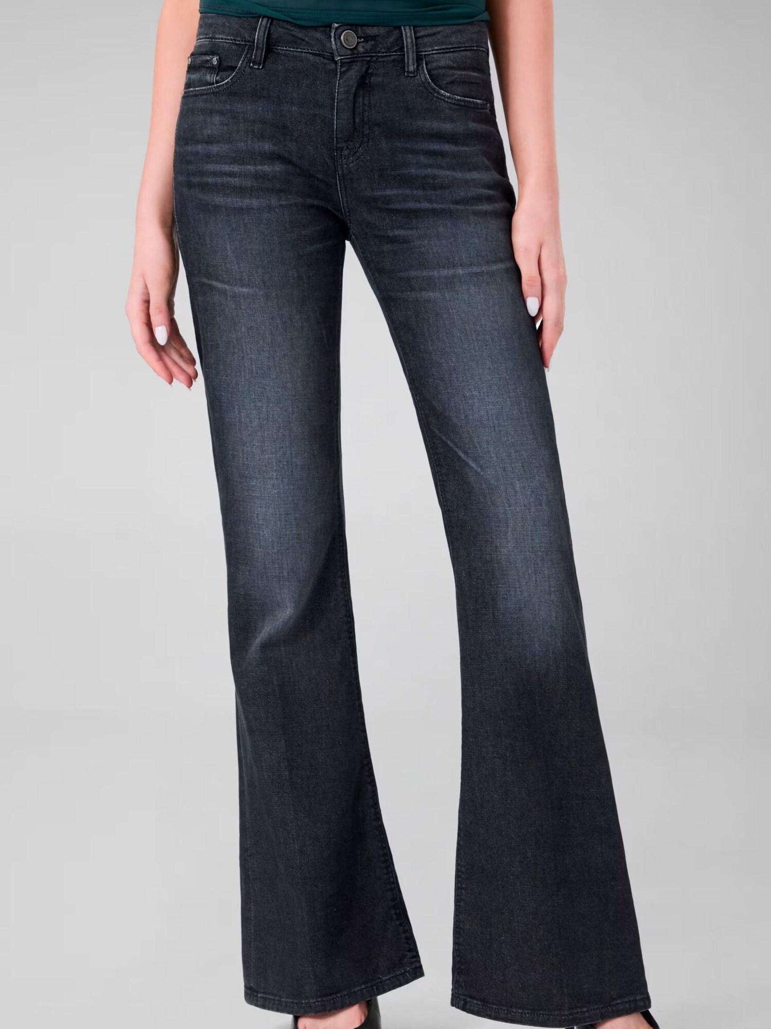 GUESS Vaquero 'BEVERLY LOW RISE W6BAJ7 D2088' negro – imagen 4