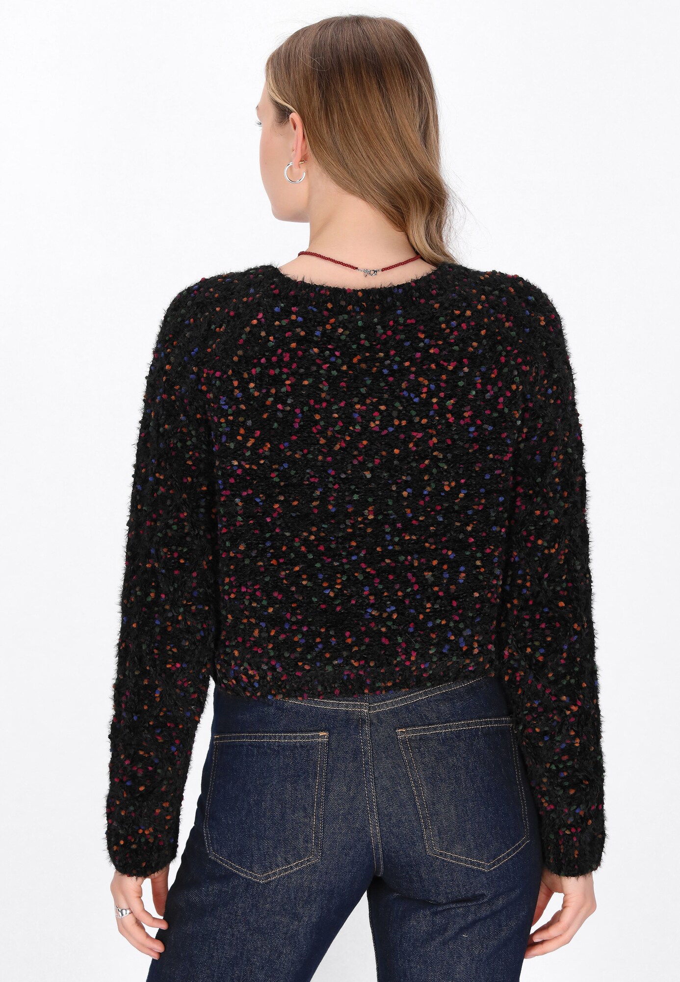 Thumbnail - MYMO Pullover