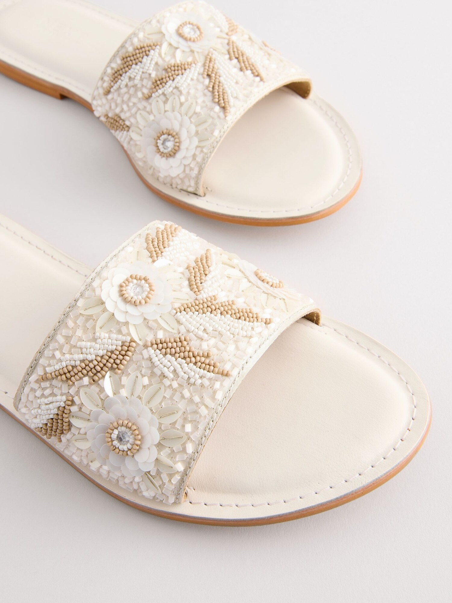 Thumbnail - Next Pantoletten