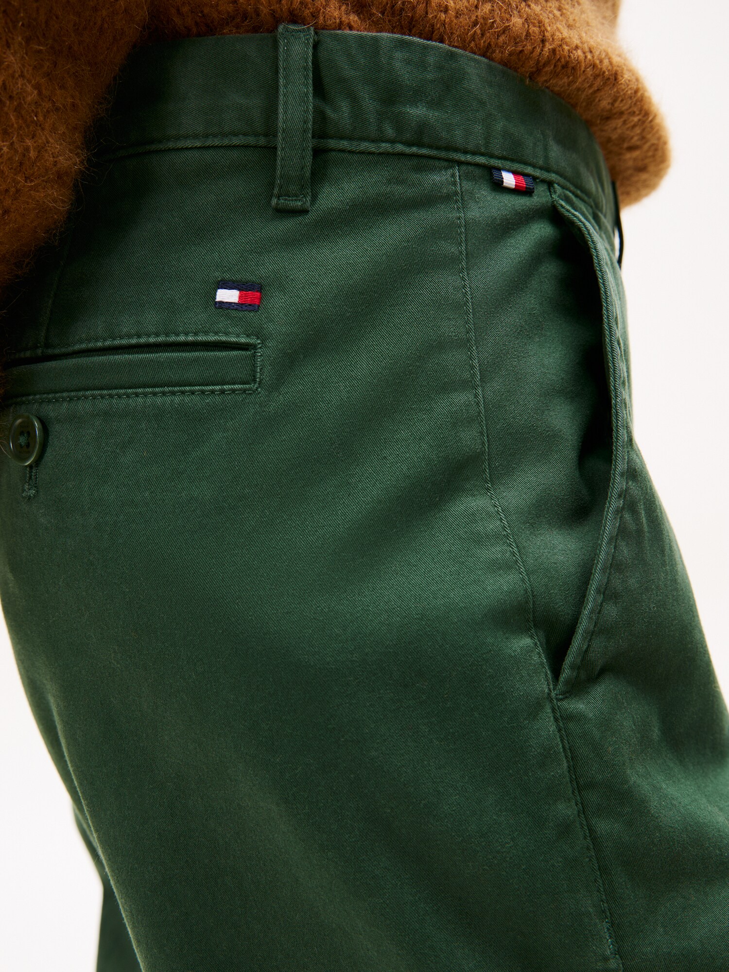 TOMMY HILFIGER Chino nohavice 'Harlem Essential' tmavozelená (obrázok 5)