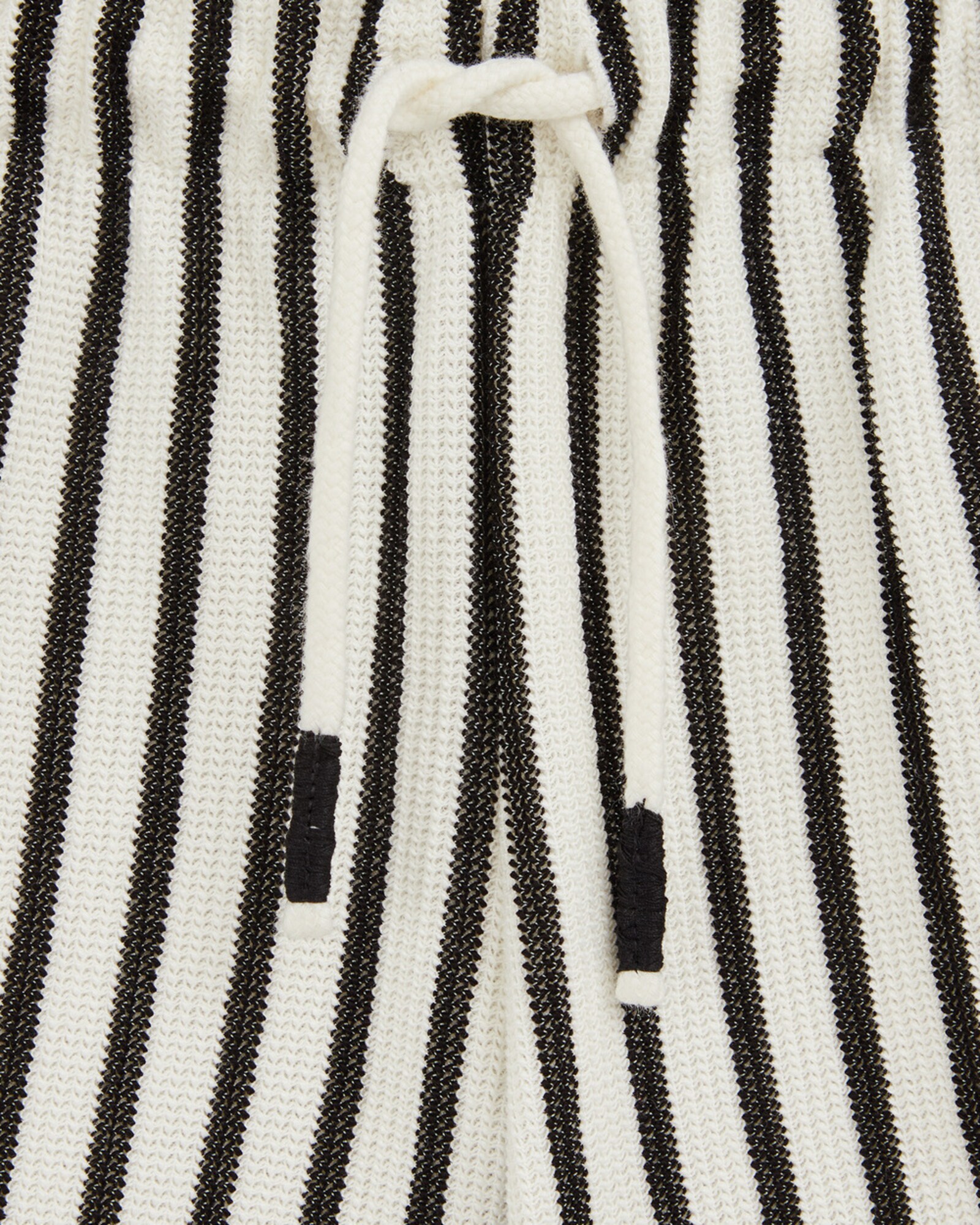 Thumbnail - WE Fashion Shorts