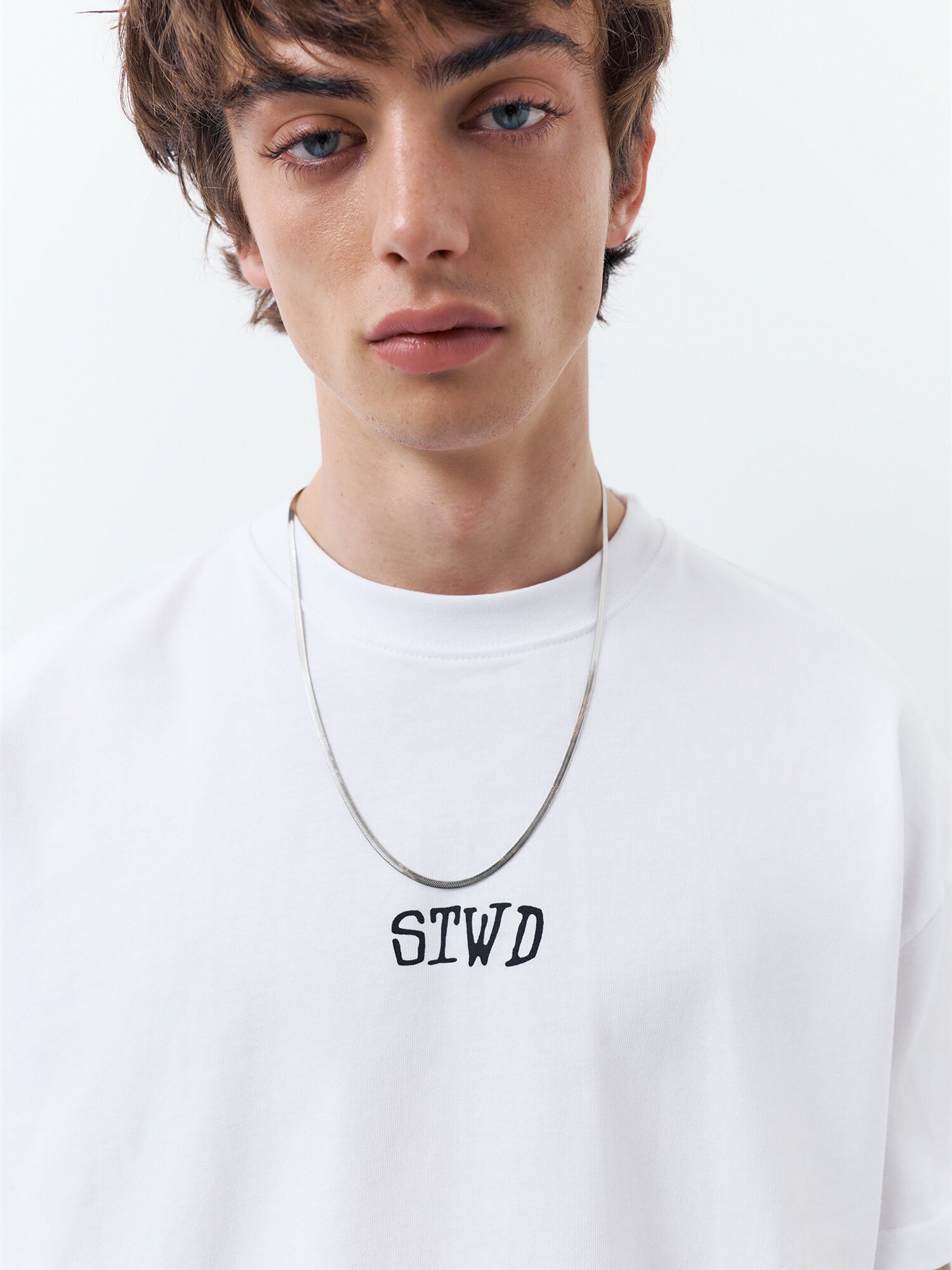 Pull&Bear Tričko 'STWD'  čierna / biela (obrázok 6)