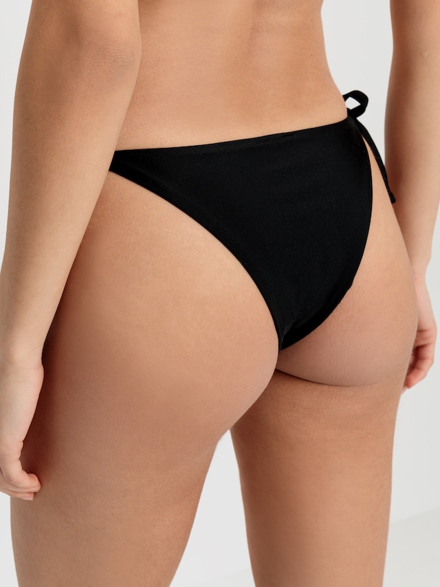 LSCN by LASCANA, Bikini nadrágok 'Gina', fekete, 3 kép a 5 közül