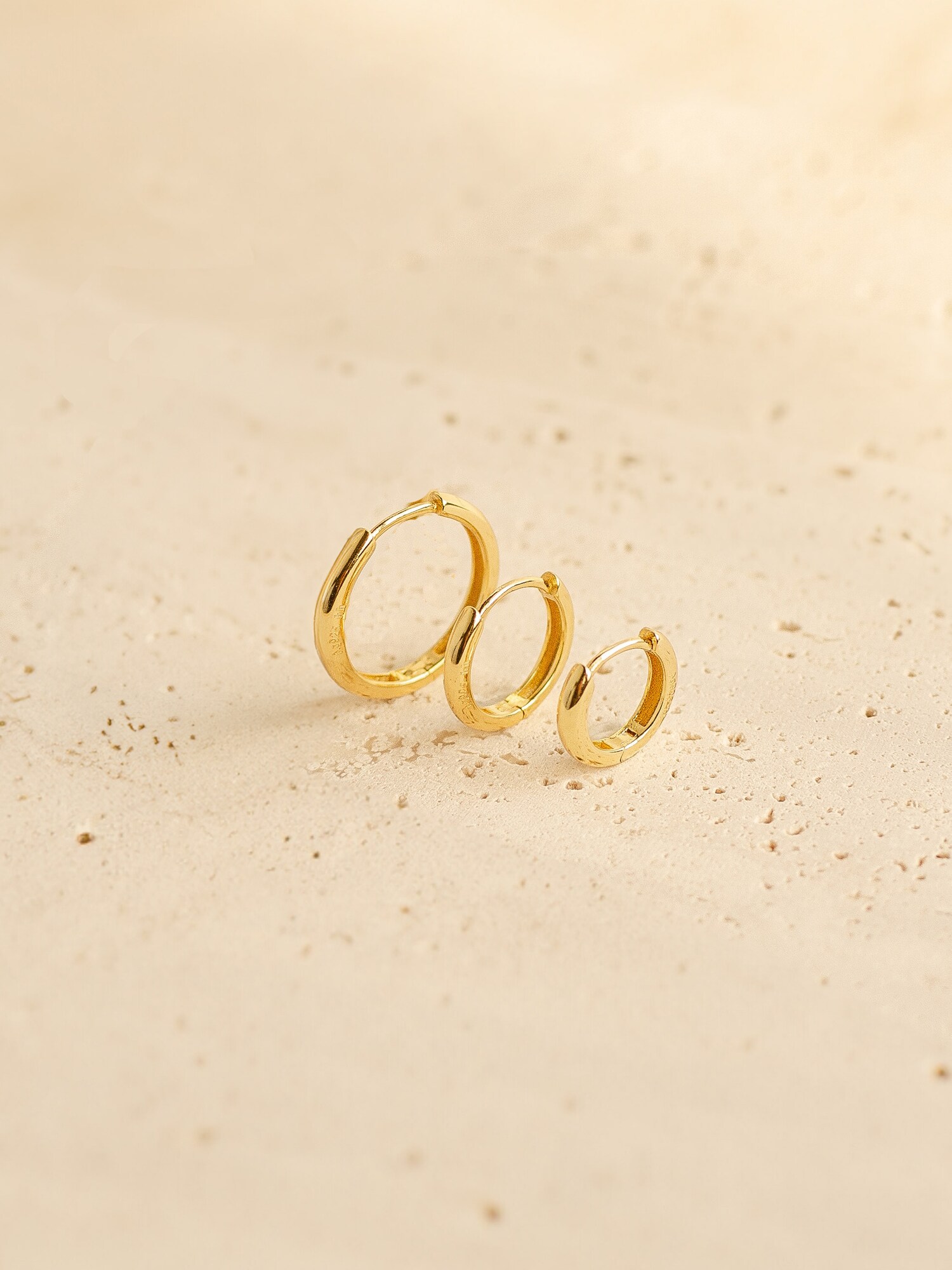 Thumbnail - Hey Happiness Ohrringe Trio Hoops
