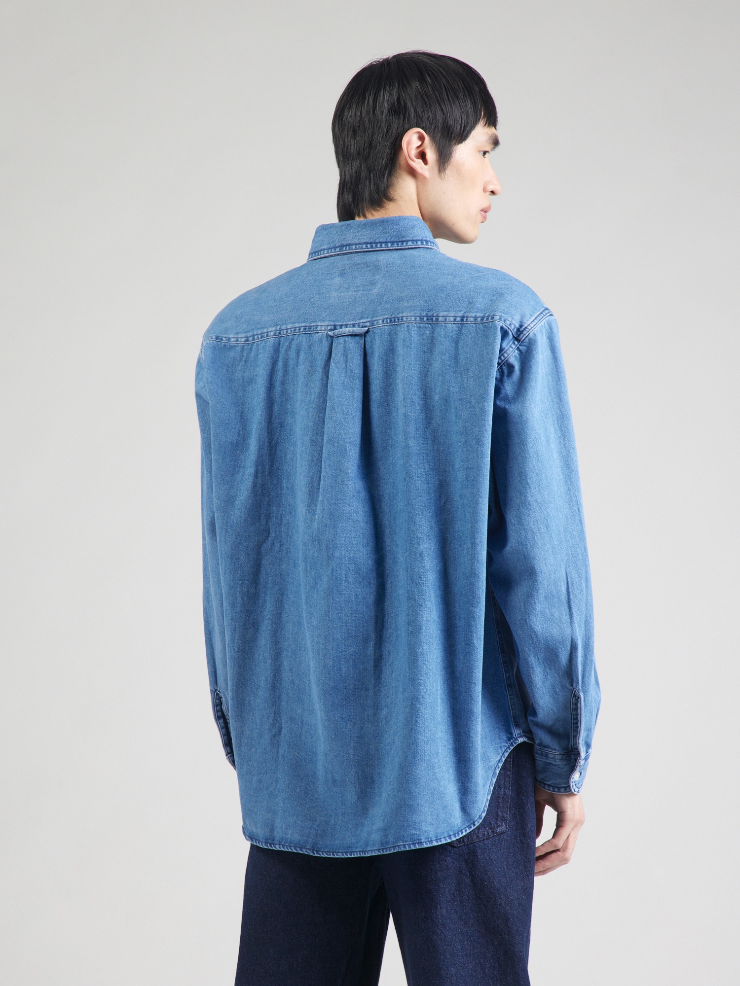 Carhartt WIP Ing 'Lucas' kék farmer termék 2. képe