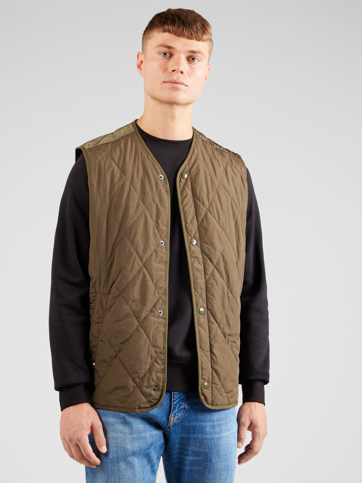 TOMMY HILFIGER Mellény  khaki / piros / fehér termék 2. képe
