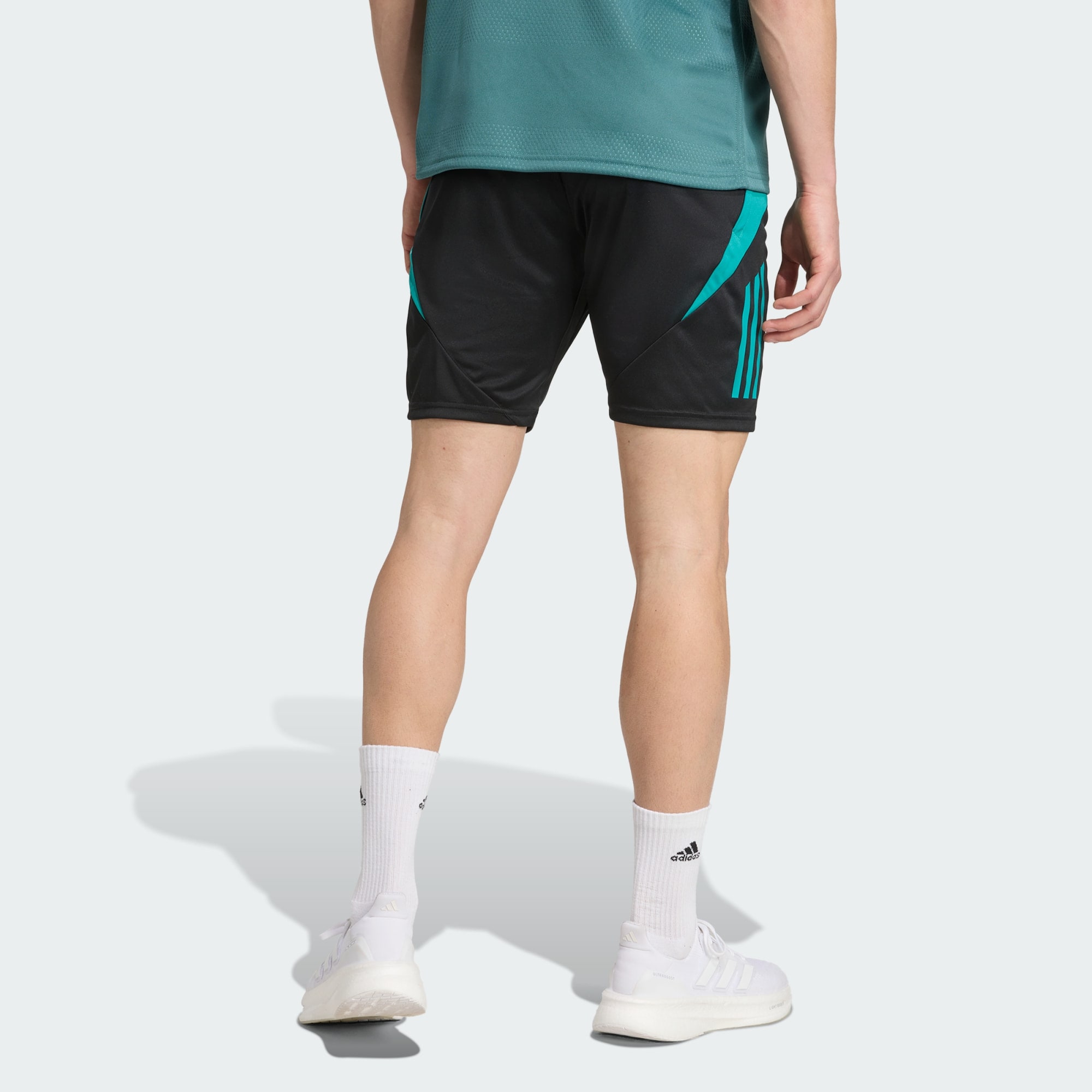 Thumbnail - Shorts 'All Blacks'