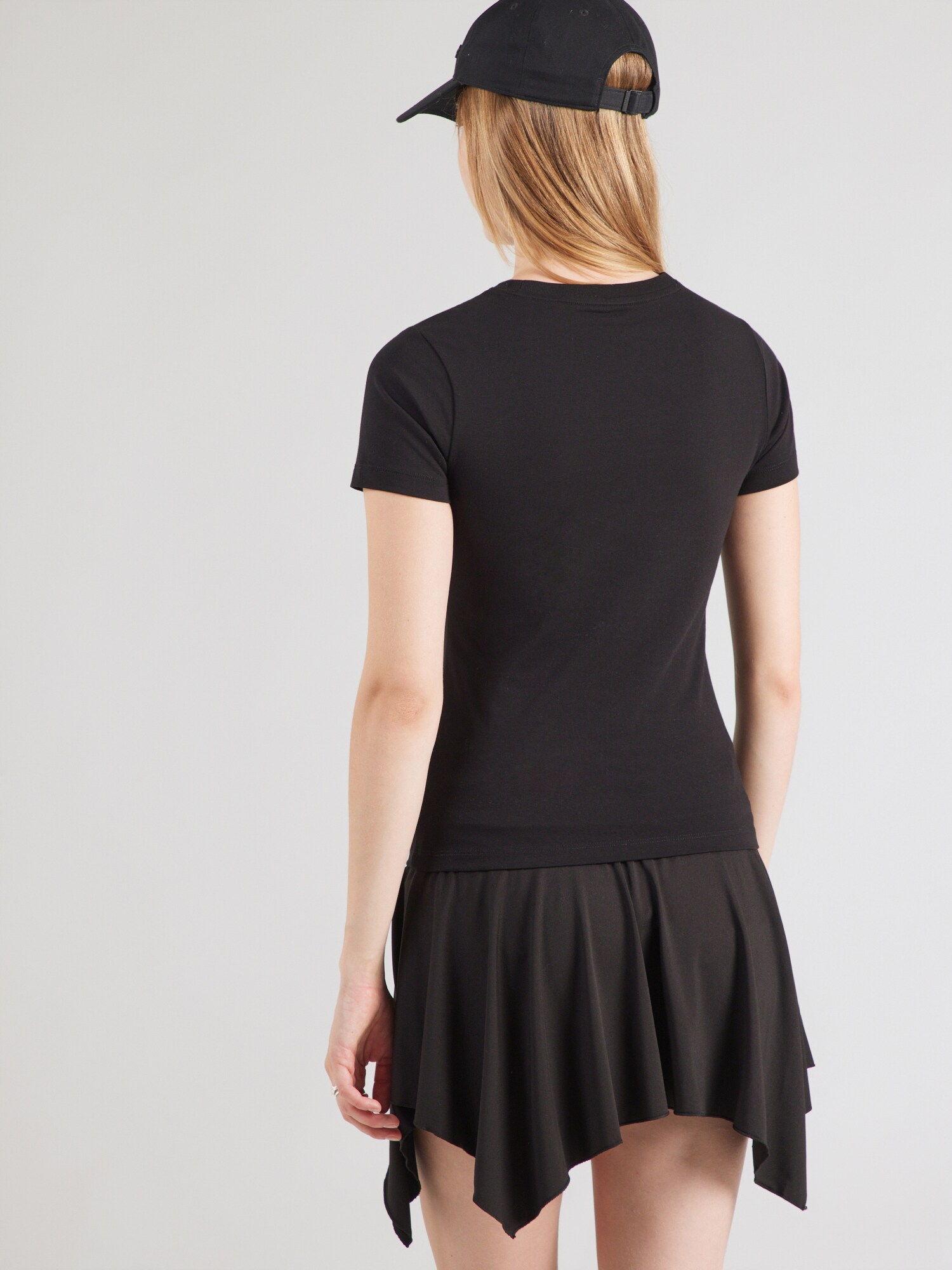 GUESS JEANS Camiseta negro / blanco – imagen 4