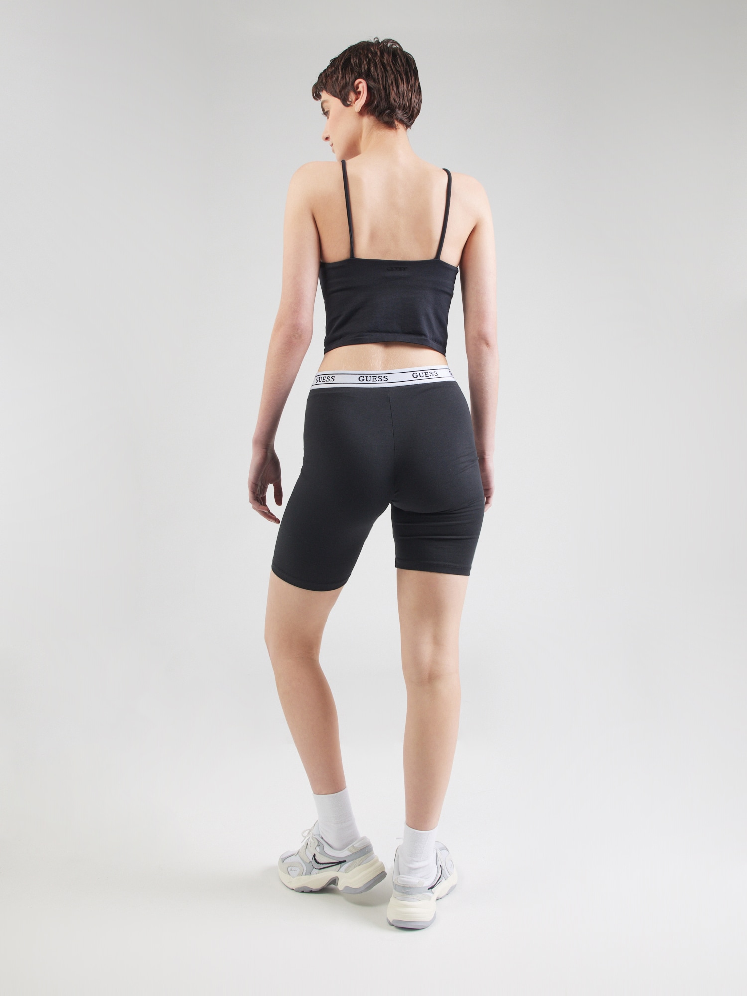 Thumbnail - GUESS Sportshorts NEW ALINE