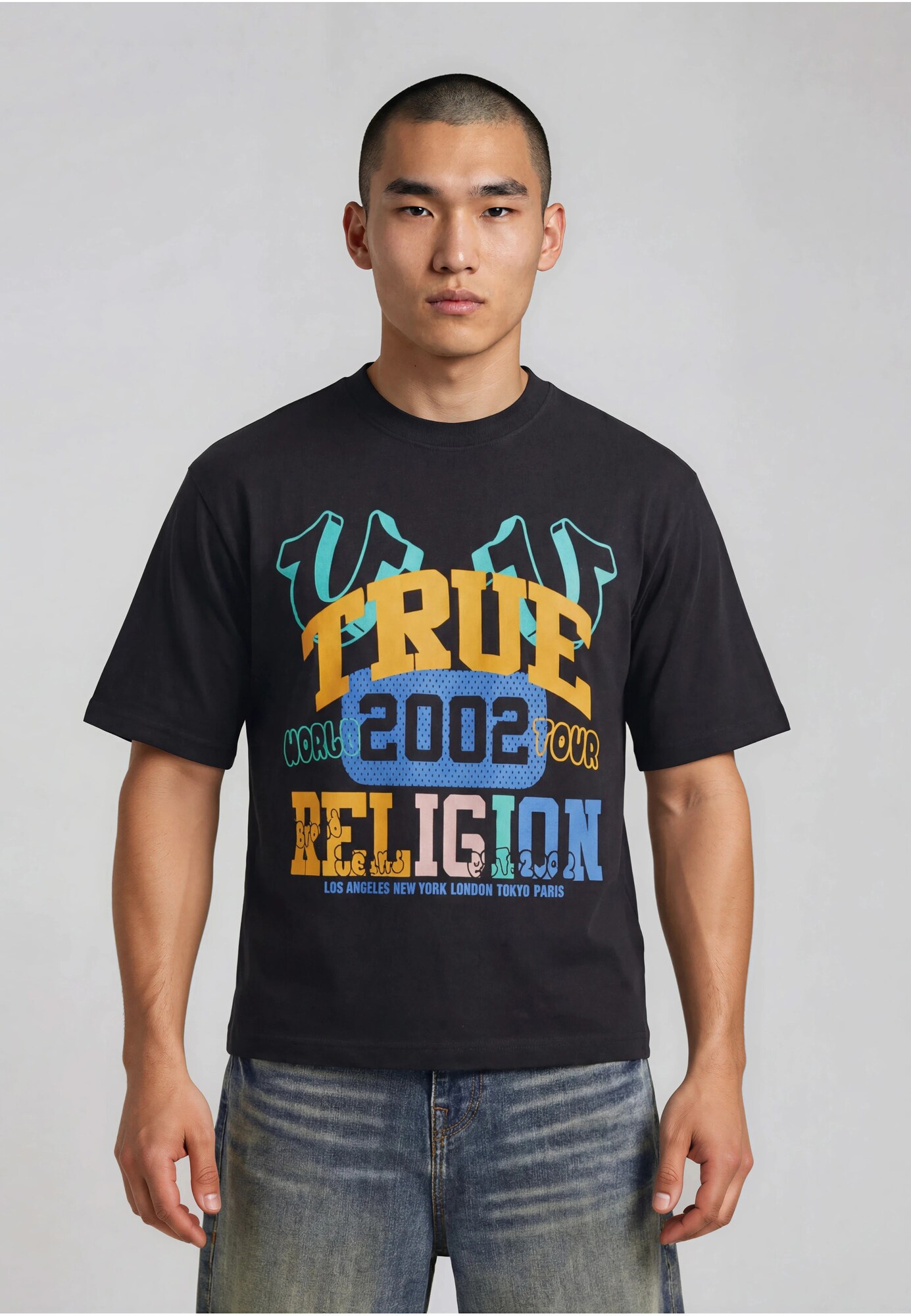 True Religion Camiseta 'University'  turquesa / azul real / amarillo pastel / negro – imagen 3