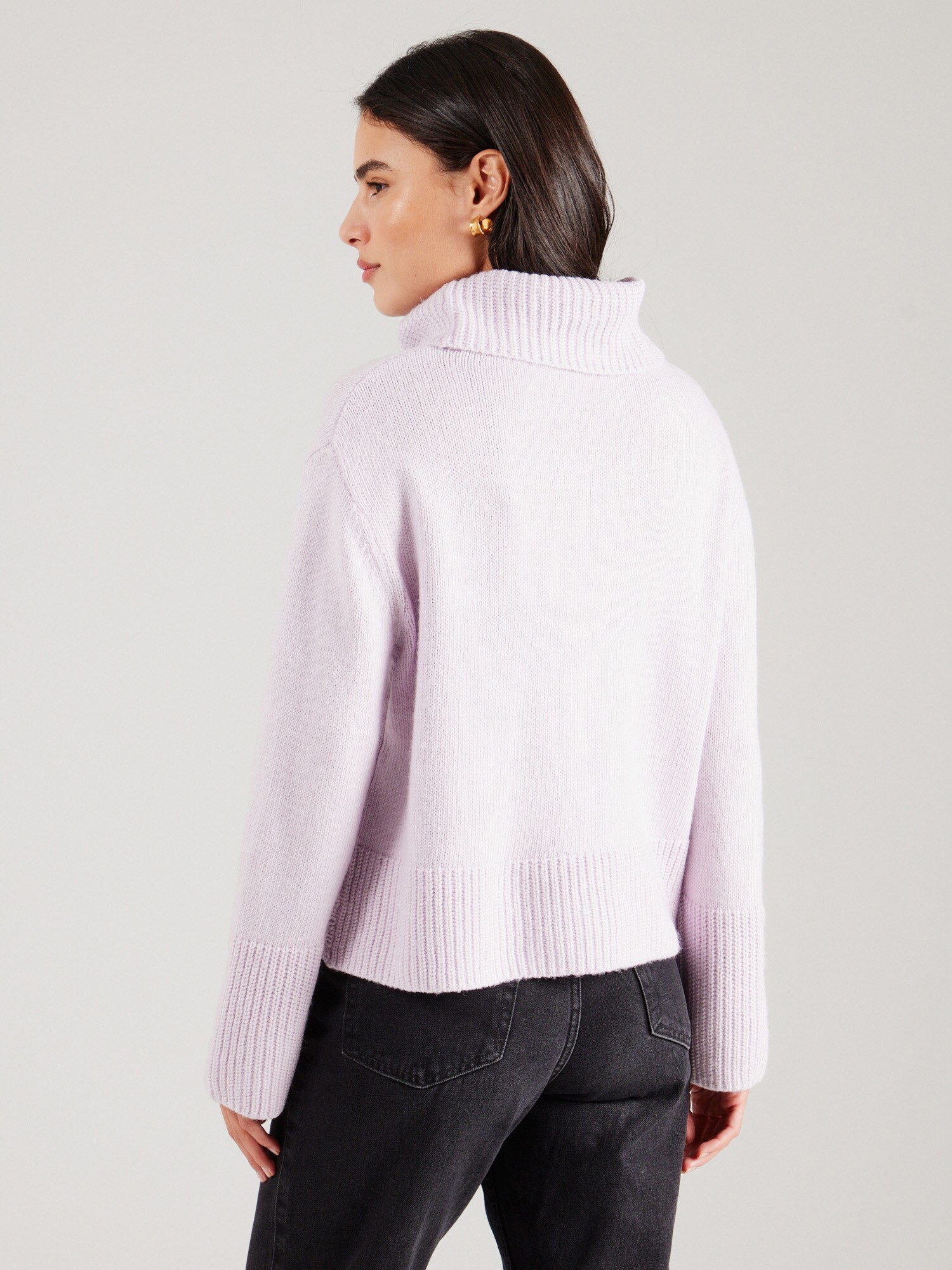 Thumbnail - Pullover