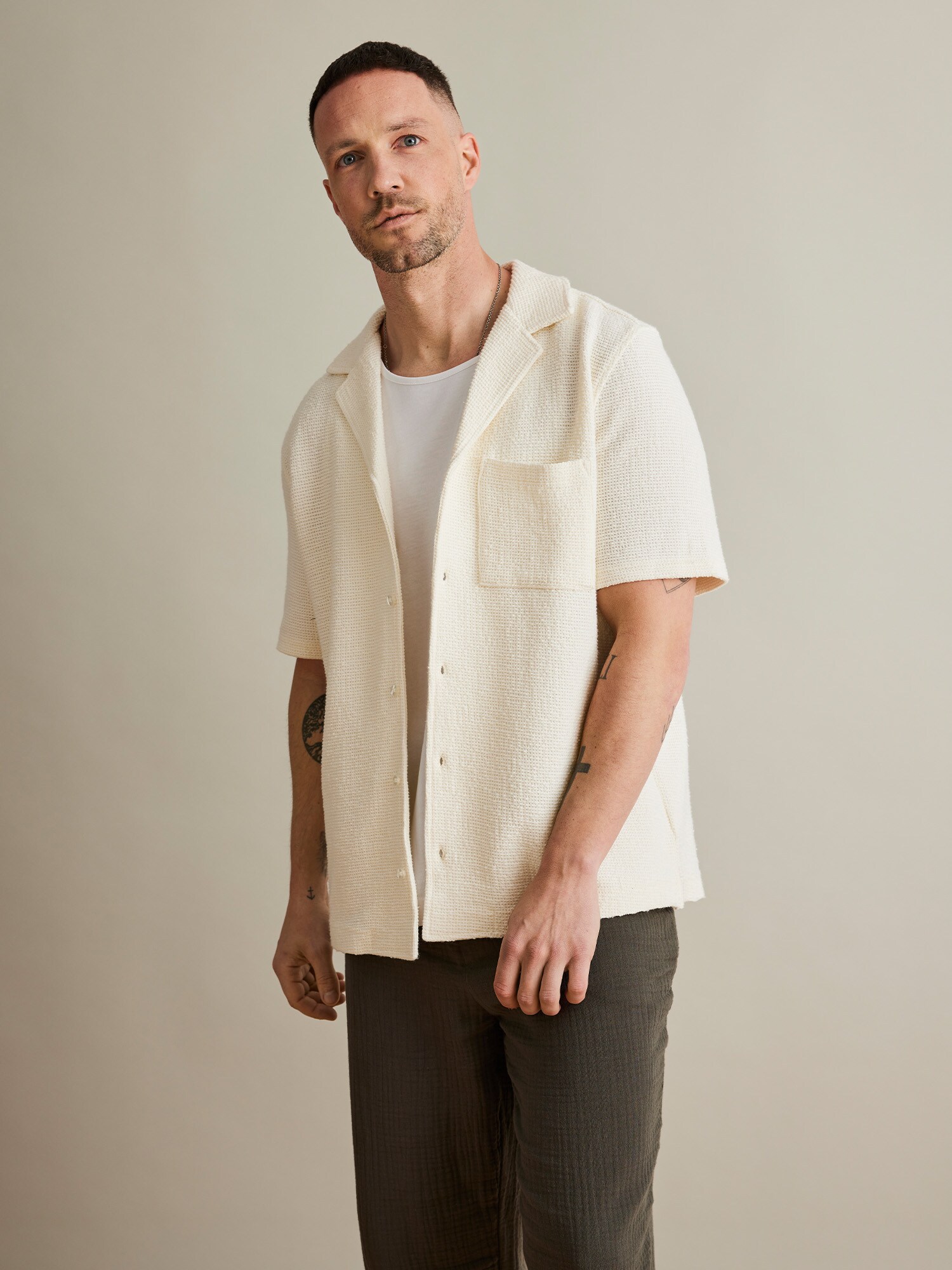 DAN FOX APPAREL Ing 'Heinrich'  krém termék 2. képe